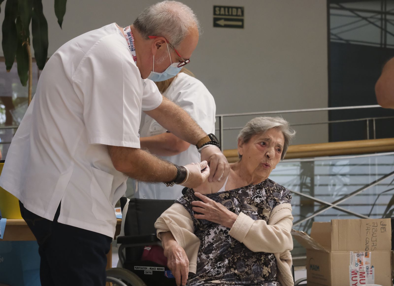 El inicio de la campaña de vacunación de la gripe en Córdoba, en imágenes
