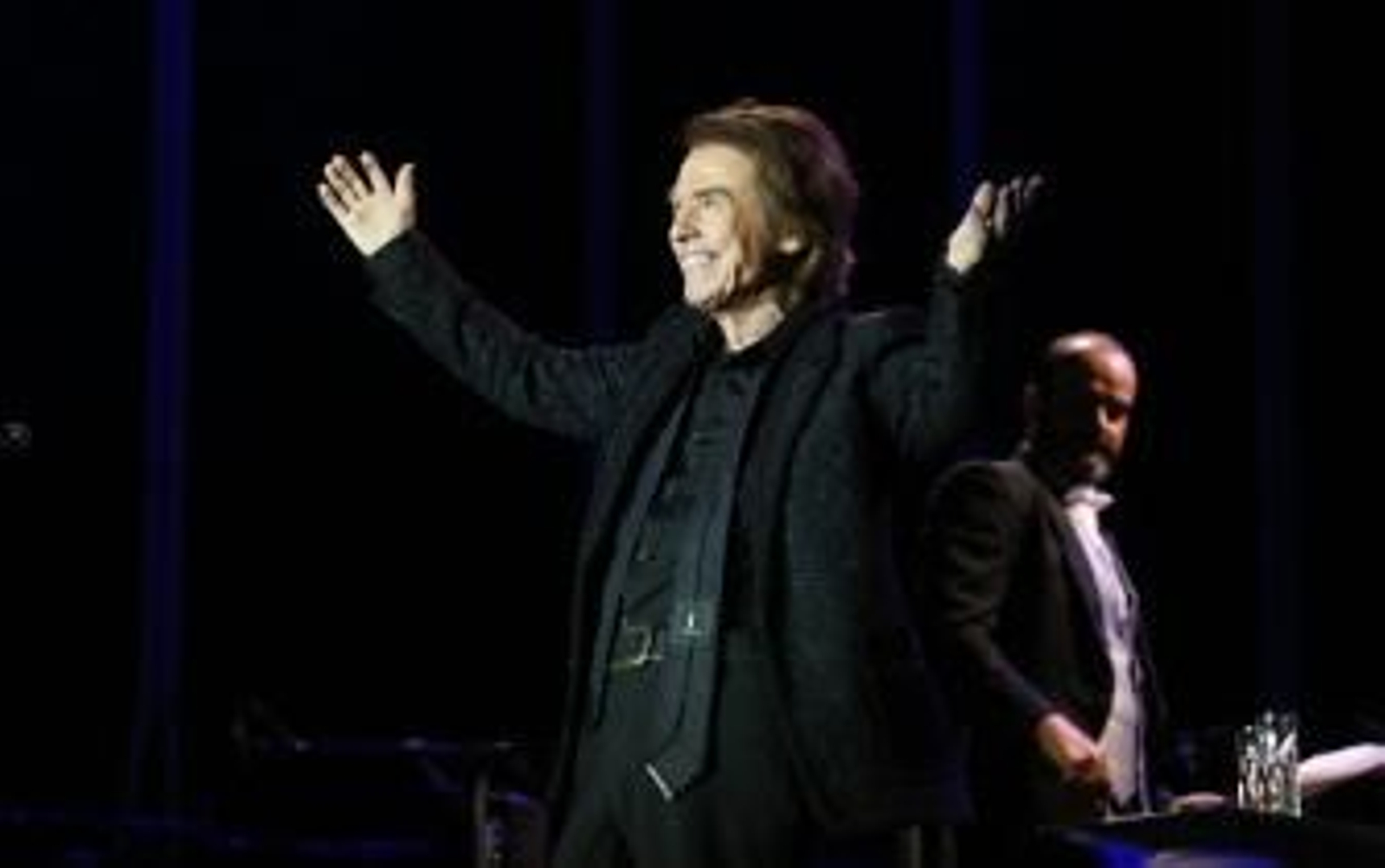 Raphael vuelve a lo grande