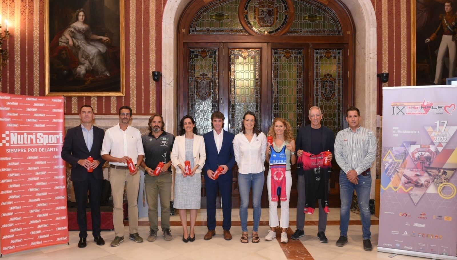 Presentación en el Ayuntamiento del IX Half Triatlón Nutrisport de Sevilla.