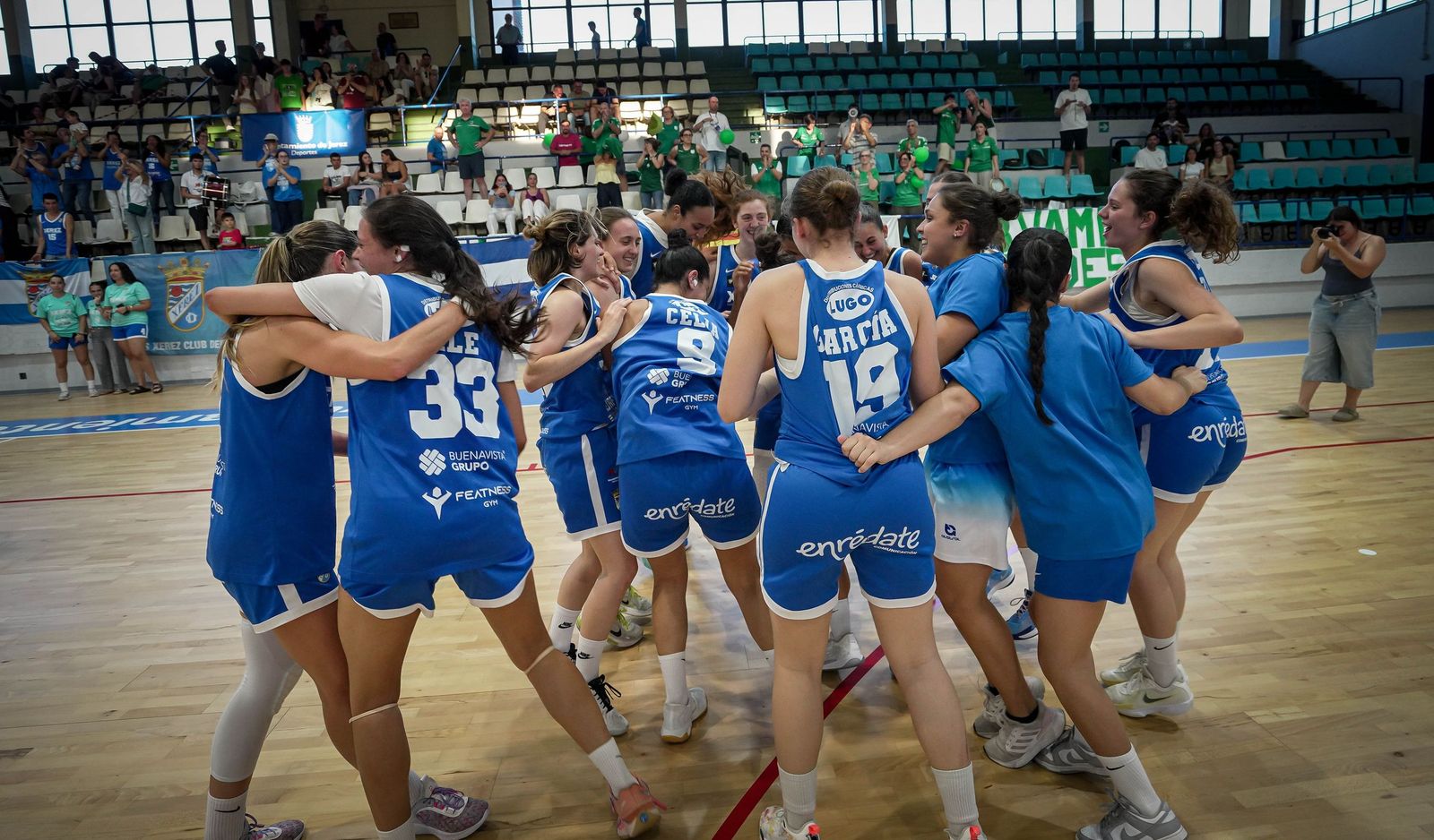 Imágenes del ascenso del Xerez CD Baloncesto a la Liga Femenina 2
