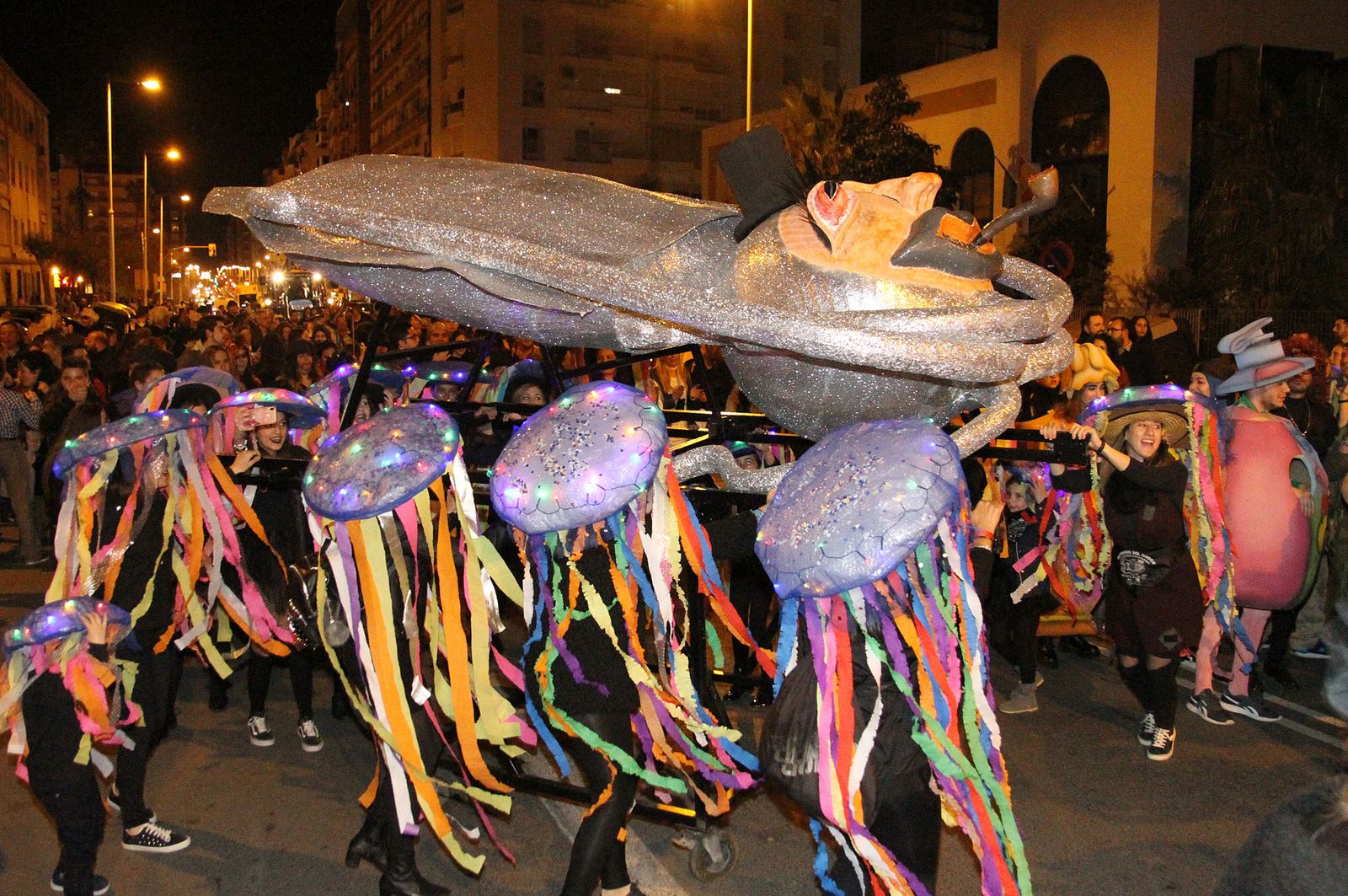 Pasacalles del Entierro del Choco, en imágnes