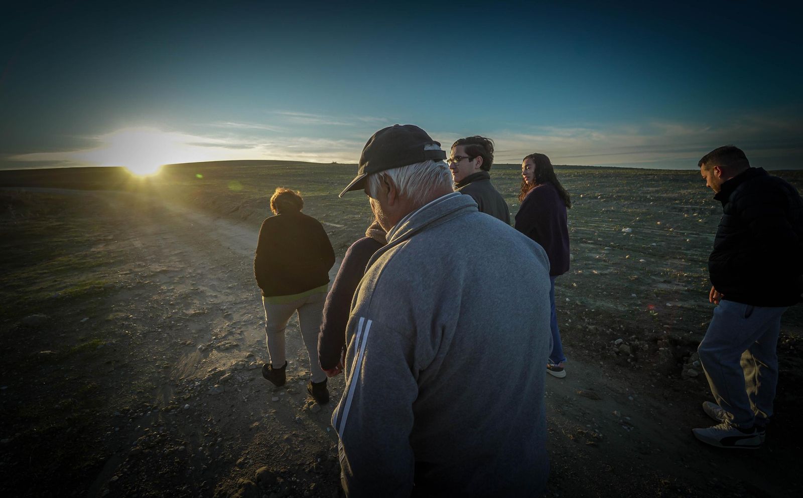 Imágenes de los vecinos de Mesas de Asta en los terrenos de Asta Regia