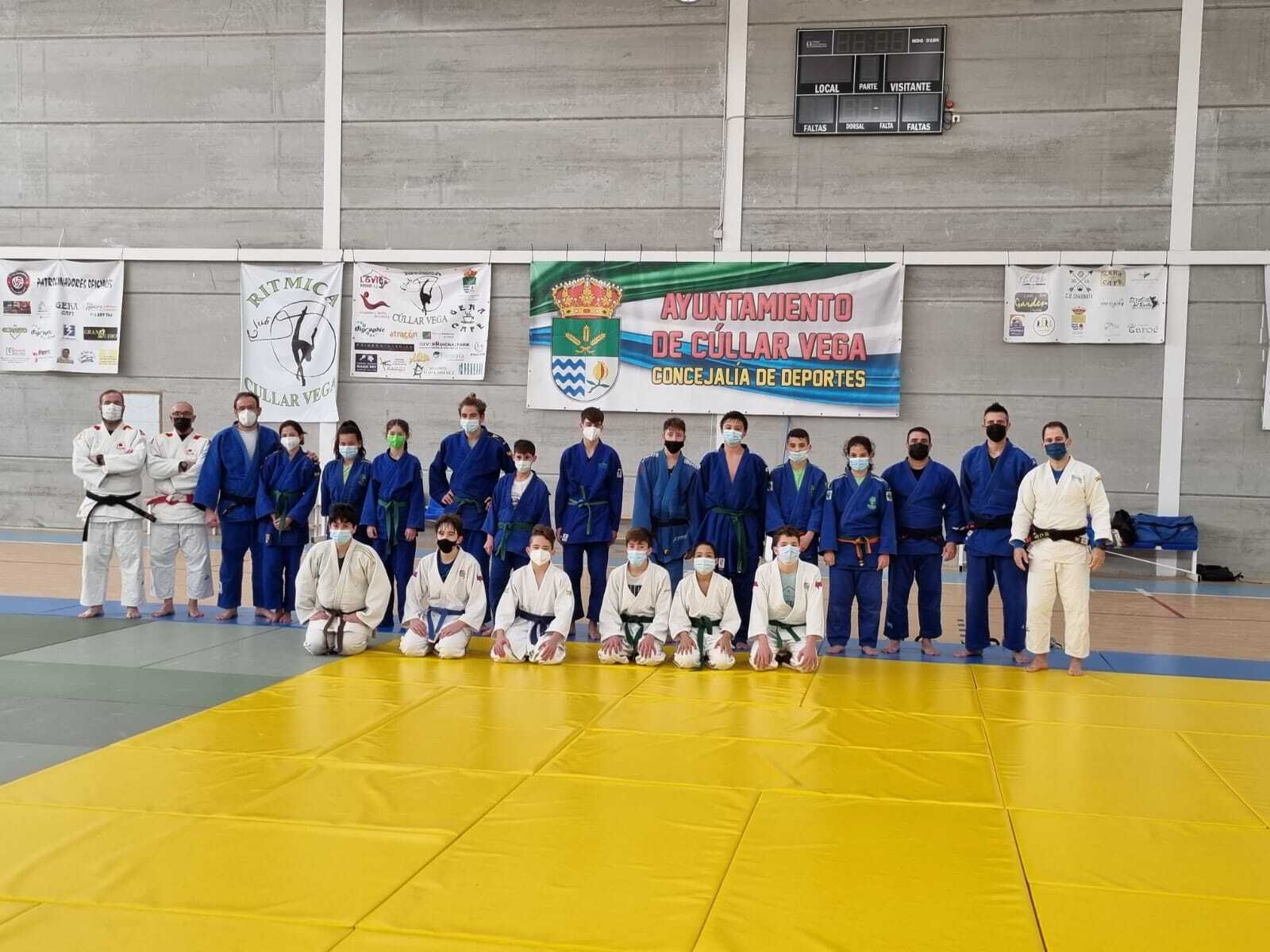 Los judocas se entrenaron en Cúllar Vega.