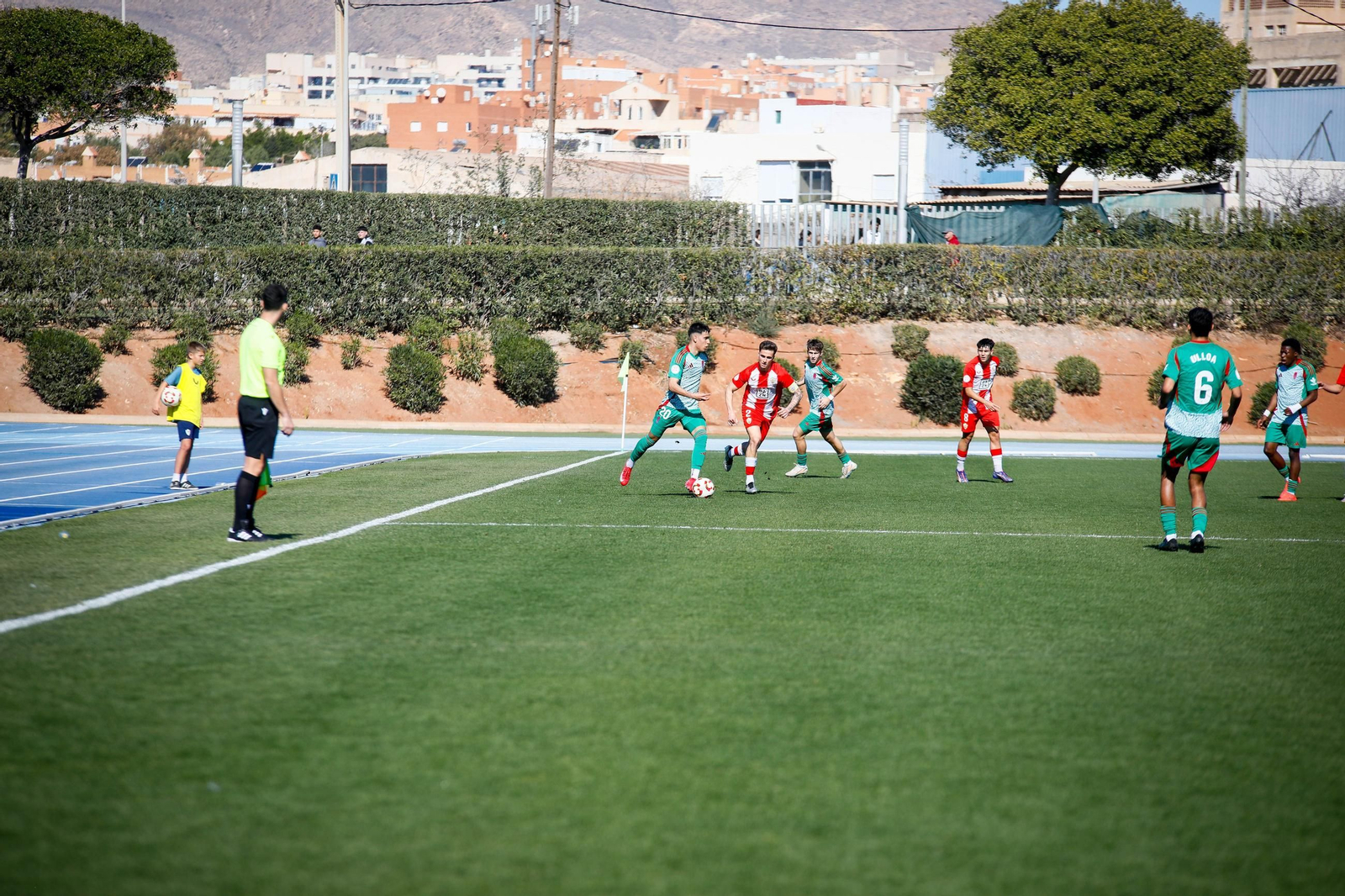 Las imágenes de Segunda RFEF entre Almeria B y recreativo de Granada