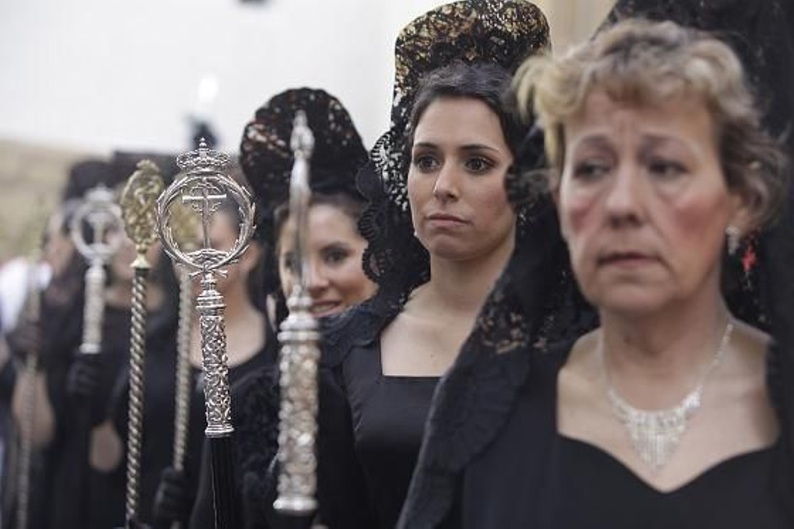 El barrio de La Merced vive su tarde grande con la salida de la Sentencia

Foto: Jesus Marin