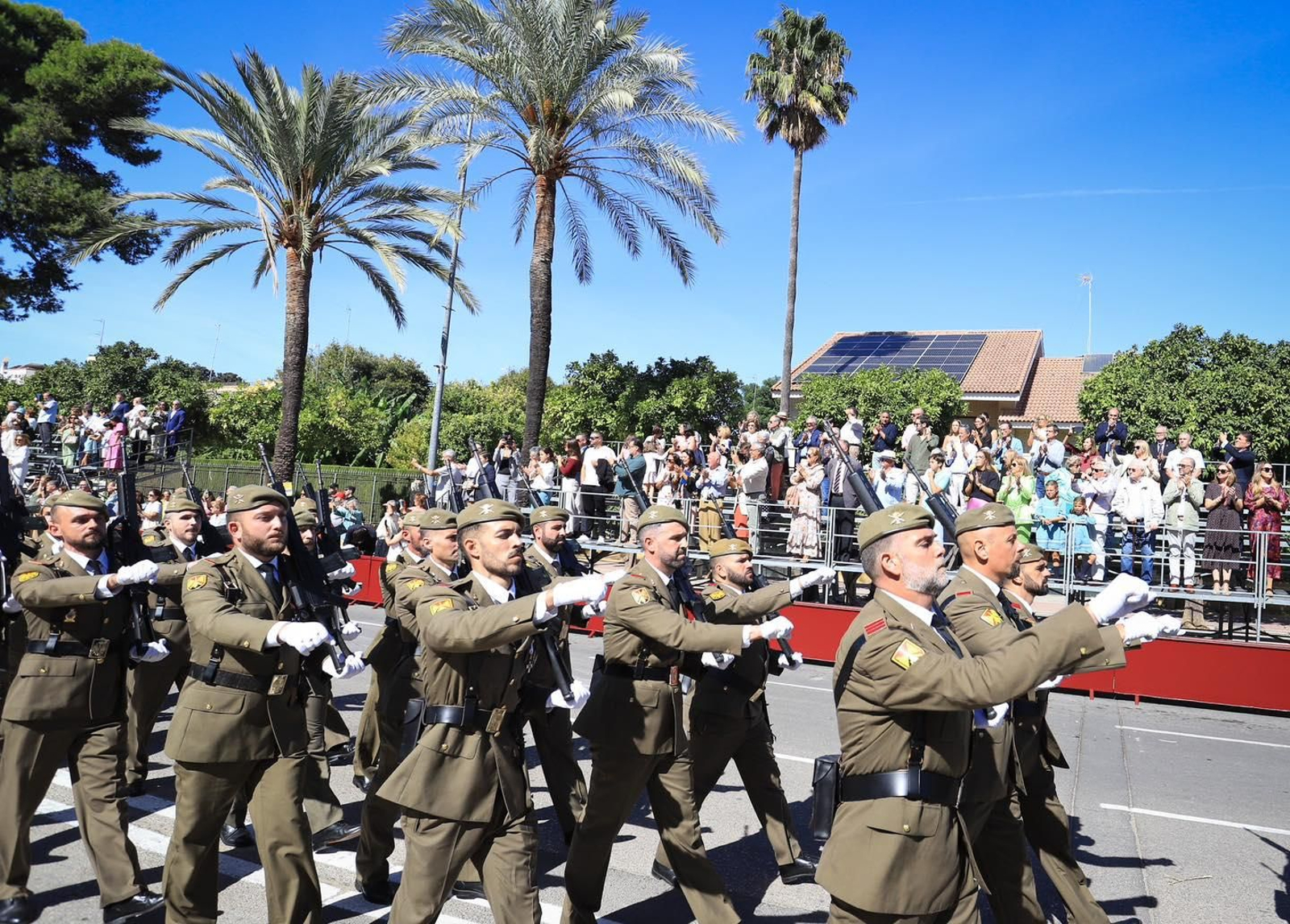 Jura de bandera de 250 personas civiles en Jerez