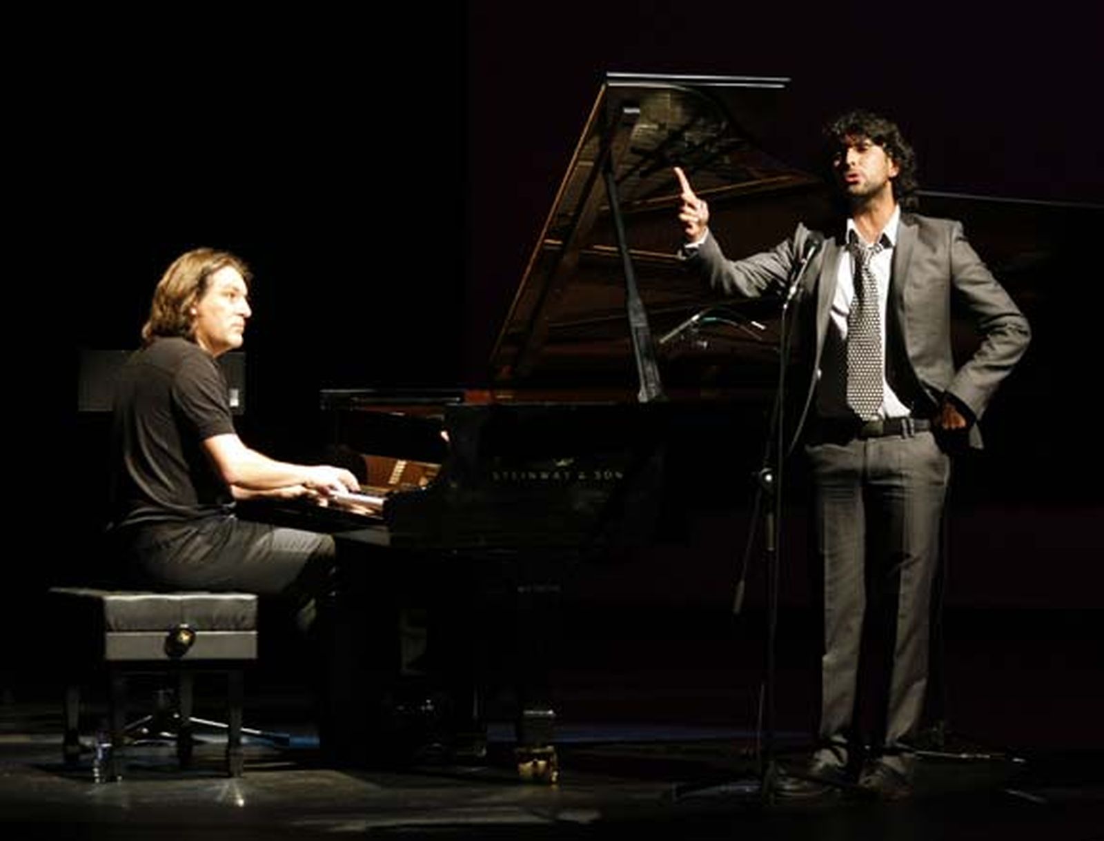 Sanlúcar y Morente para abrir y cerrar la Bienal de Flamenco