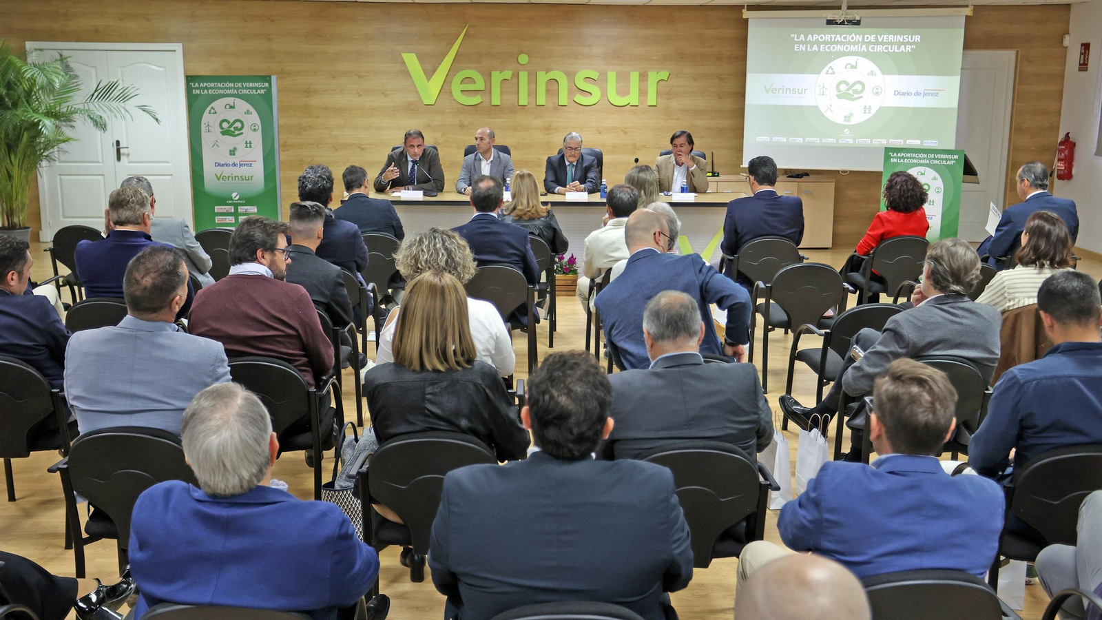 Imágenes de la jornada 'La aportación de Verinsur a la economía circular'