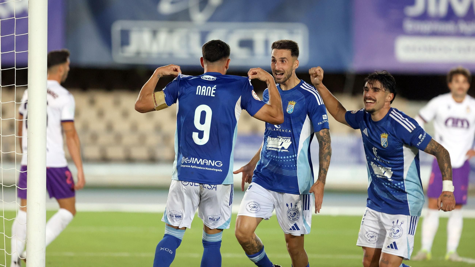 Imágenes del Xerez CD contra el Real Jaén CF en Chapín