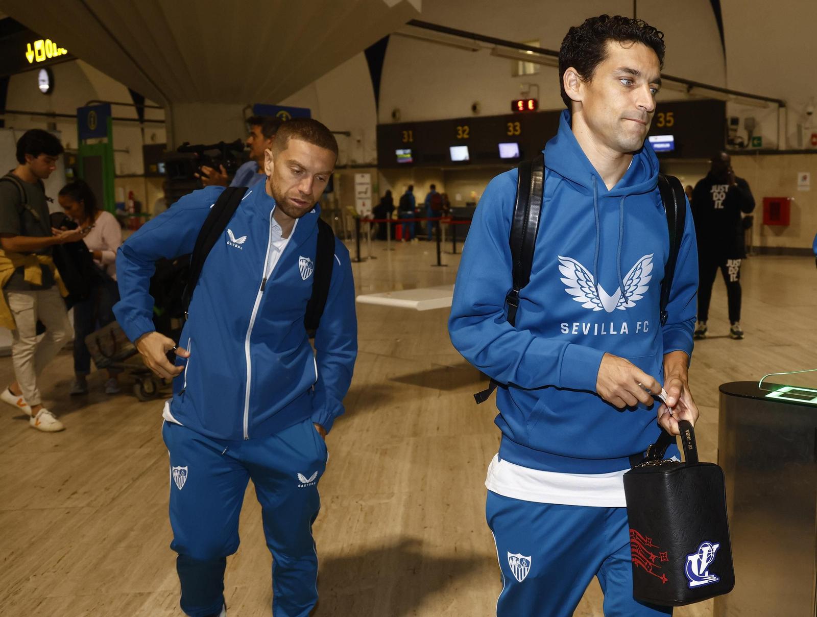 Las imágenes del viaje del Sevilla a Dortmund