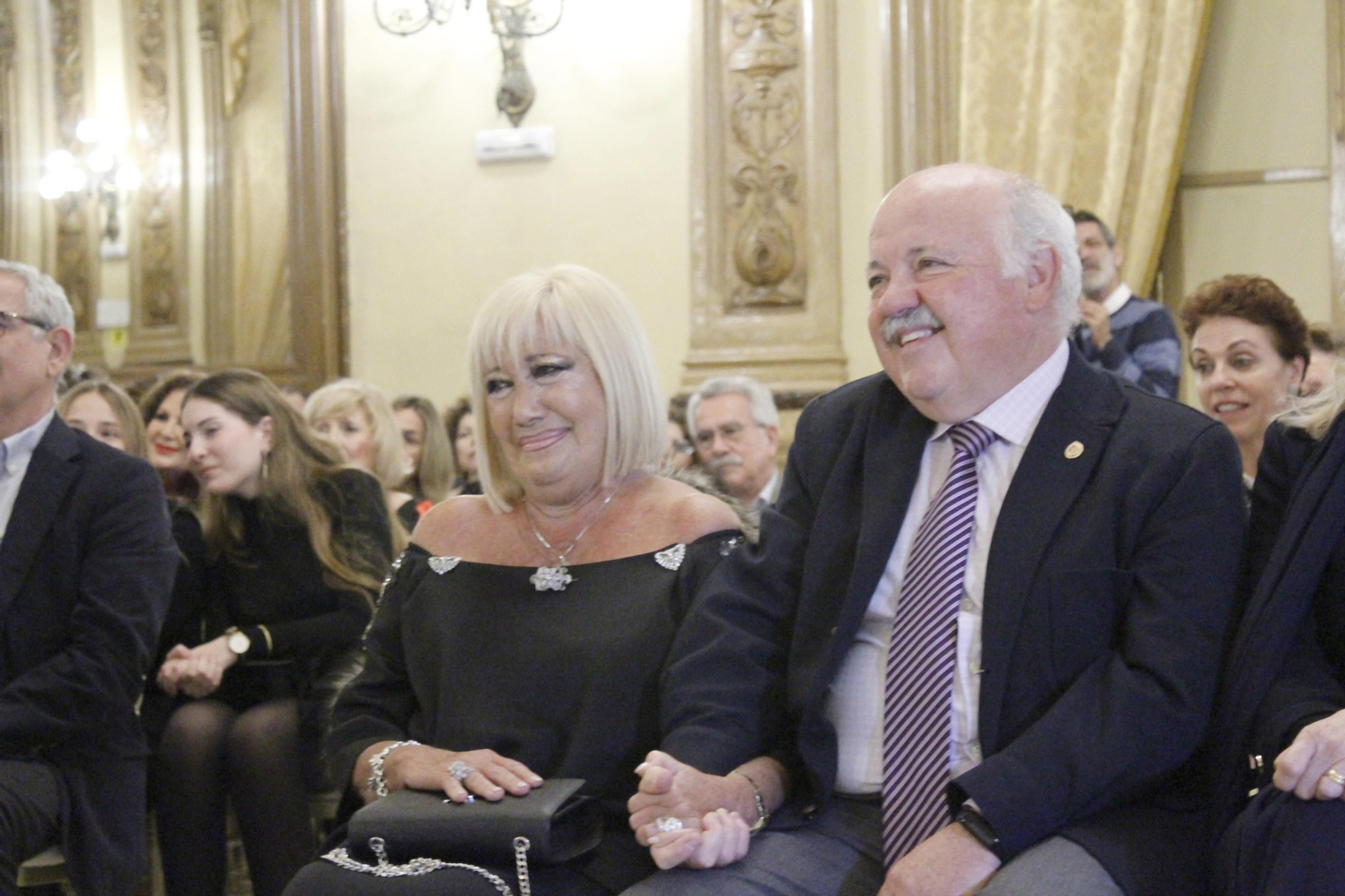 Fotografías del homenaje a María Luisa Cobos por la AECC