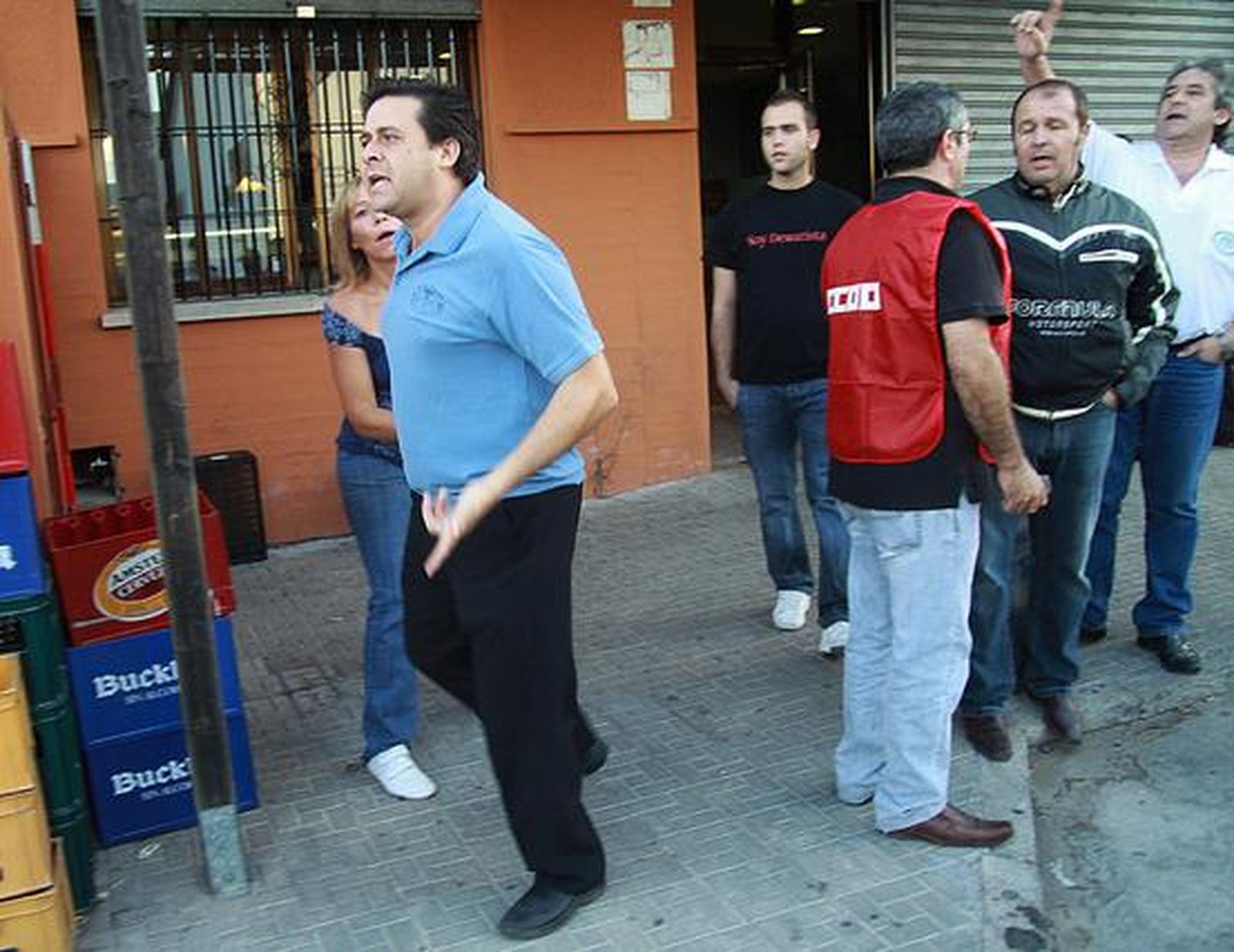 Foto: Óscar Barrionuevo, Rafael A. Butelo, Alguacil