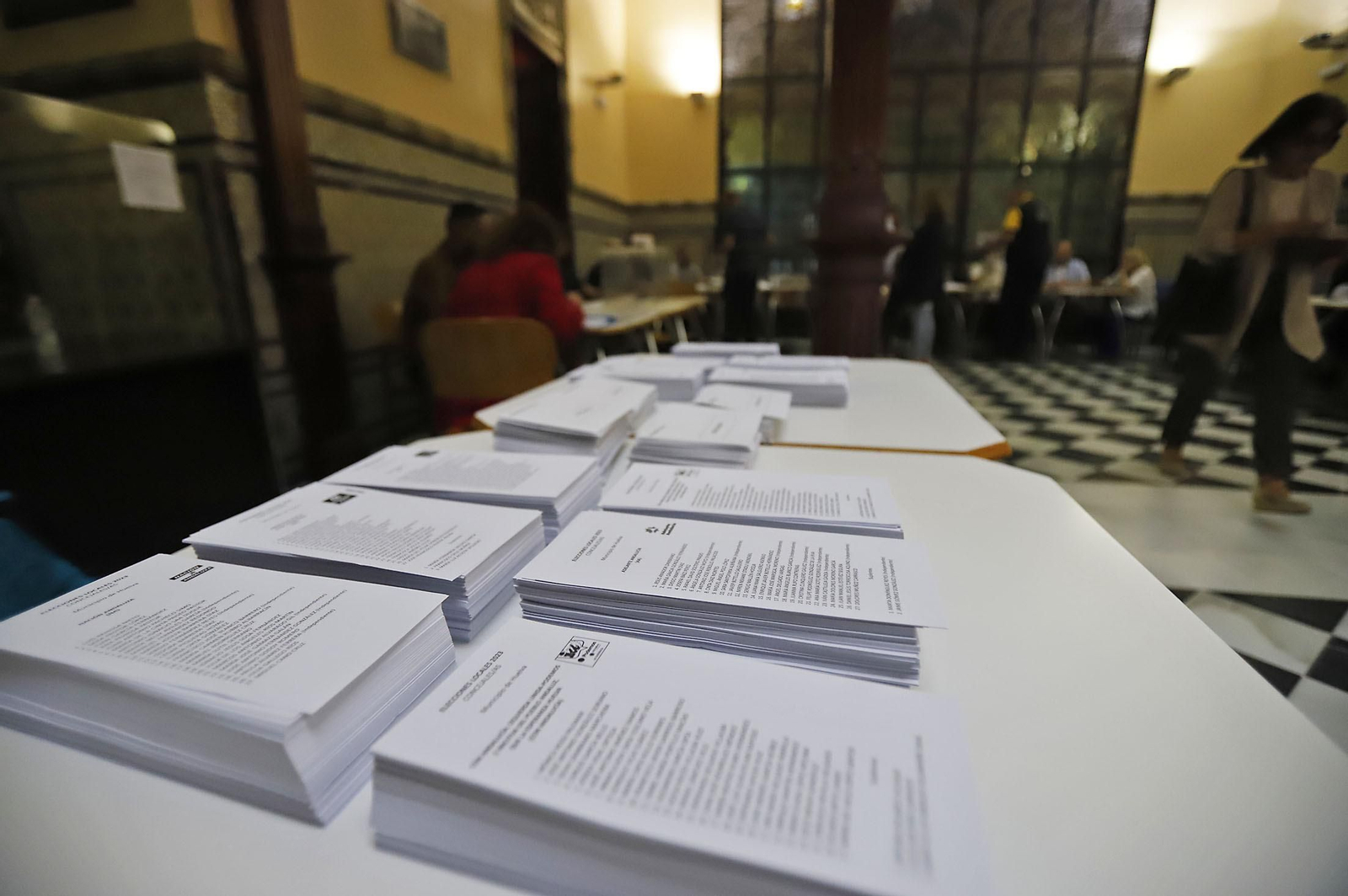 Elecciones 2023: Imágenes del inicio de la jornada electoral en Huelva