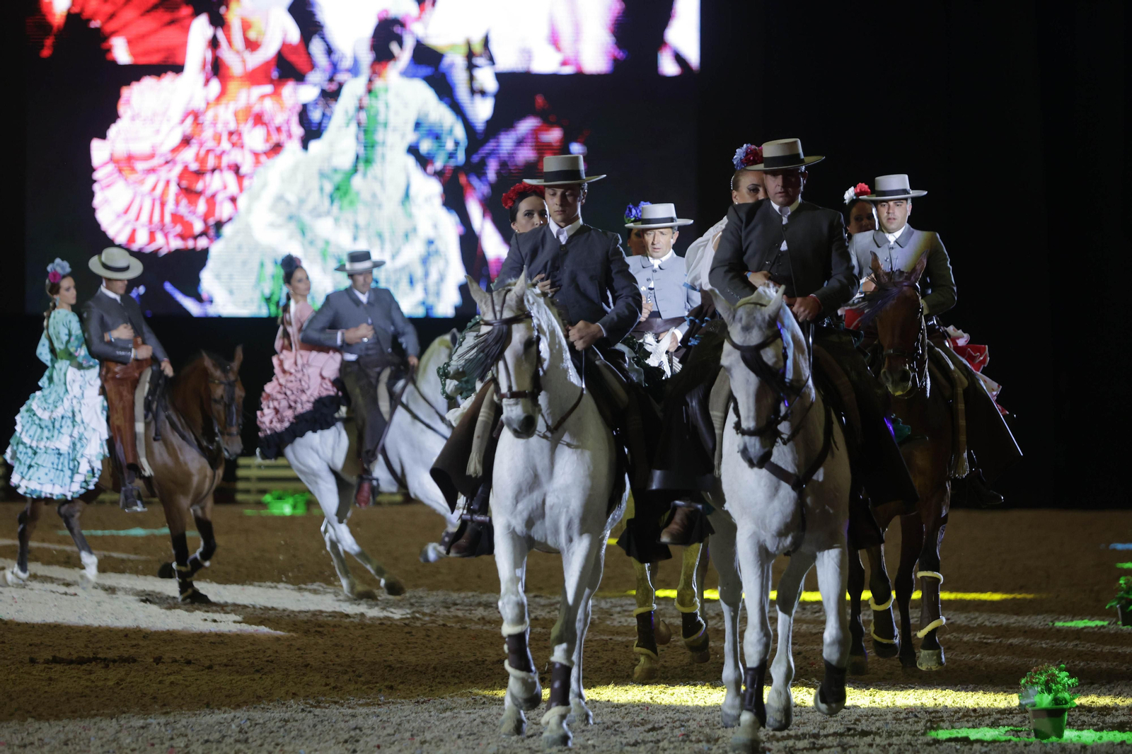 Las imágenes del espectáculo de  SICAB 2022