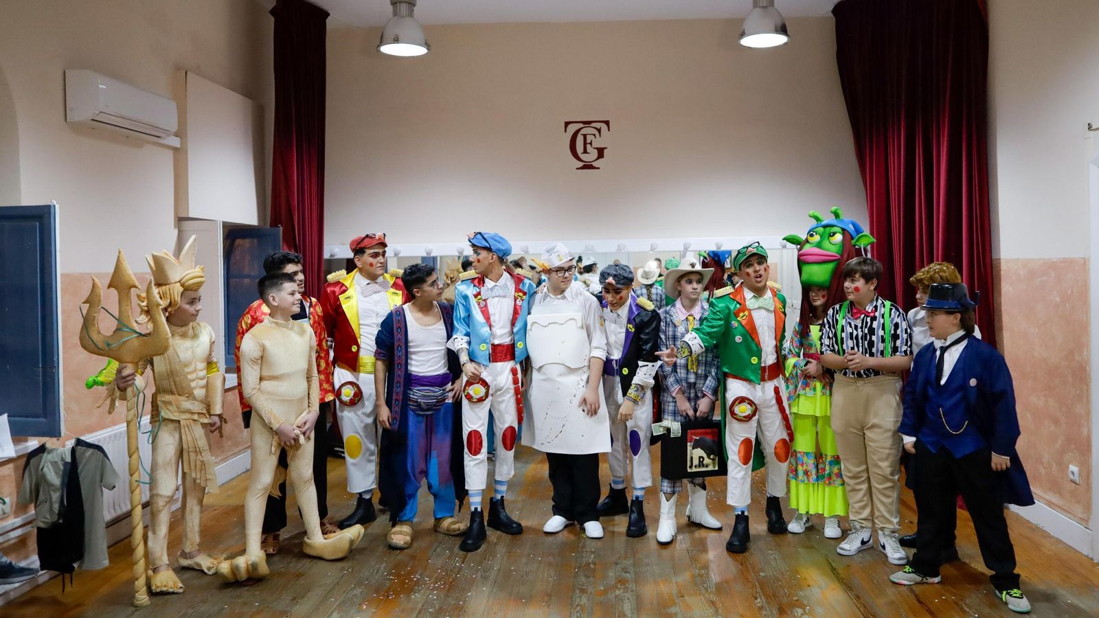 Búscate entre las mejores imágenes de la segunda semifinal del COAC 2025