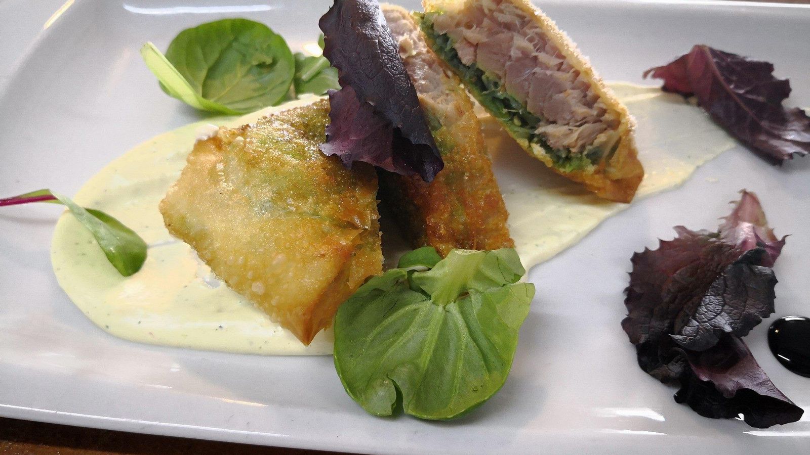 Crocante de atún con Wakame