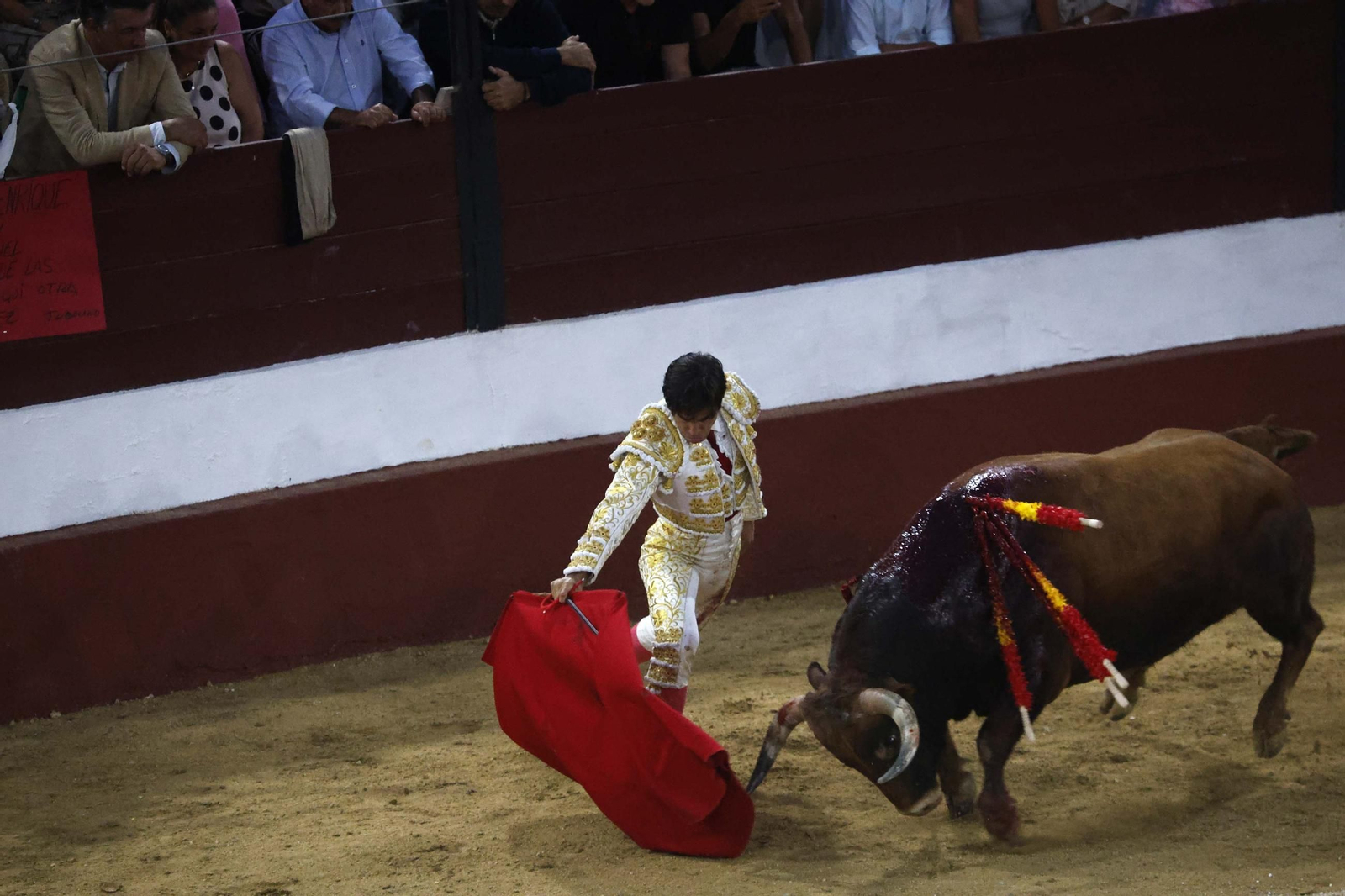 Las fotos de la corrida de toros de Lagunajanda para Manuel Escribano, David Galán y Pepe Moral en Tarifa