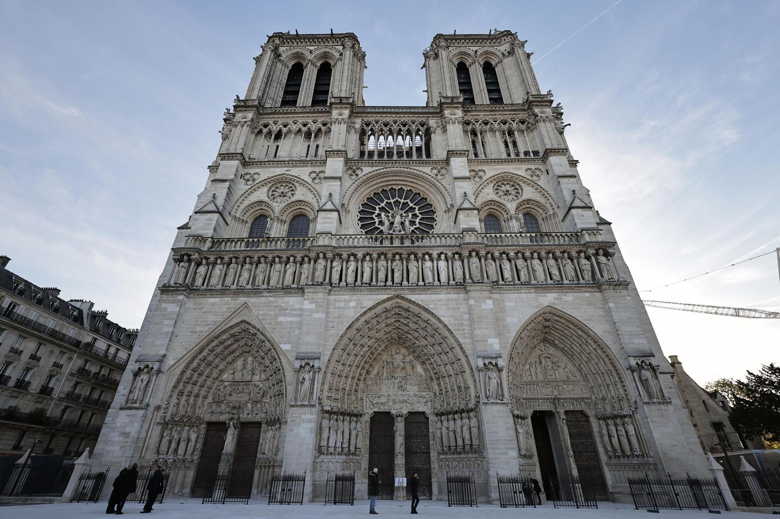 Así es el nuevo interior de Notre Dame tras la restauración Así es el nuevo interior de Notre Dame tras la restauración