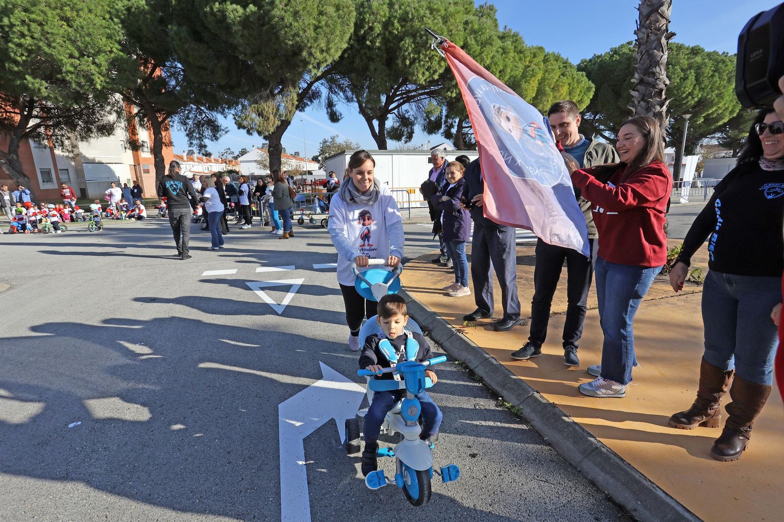 Carrera infantil a beneficio del pequeño Martín