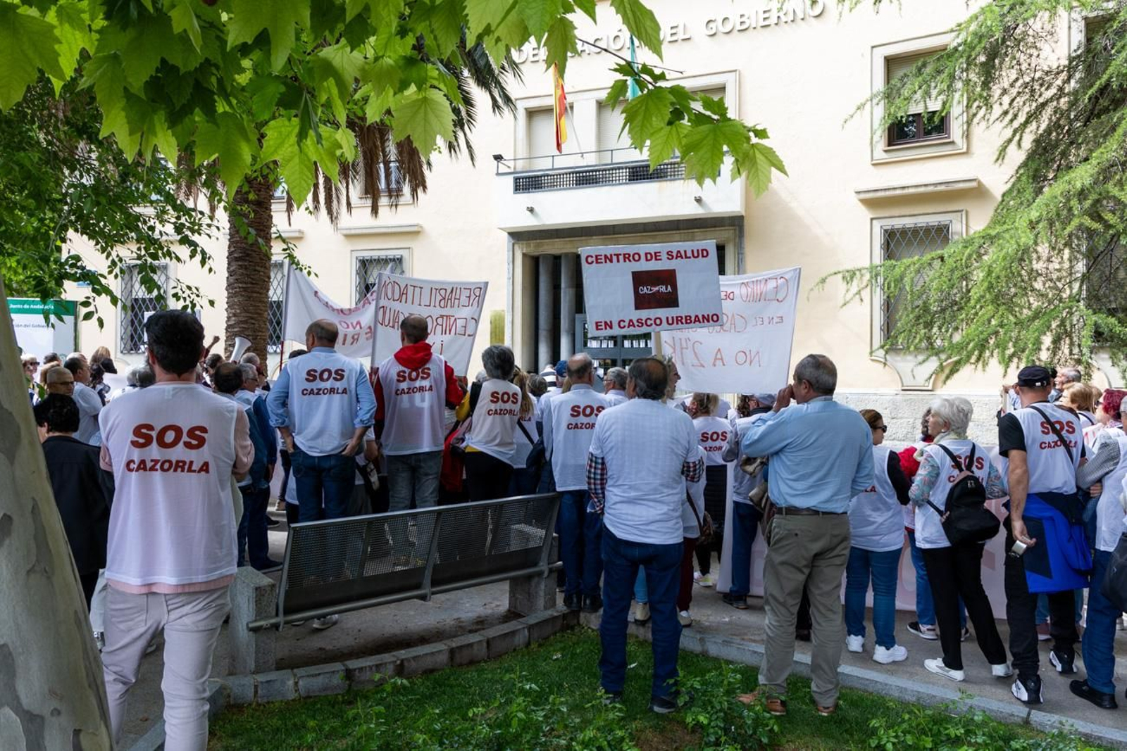 Concentración en contra del Cierre del Centro de Salud de Cazorla y por la apertura del Hospital de Alta Resolución de Cazorla al 100%