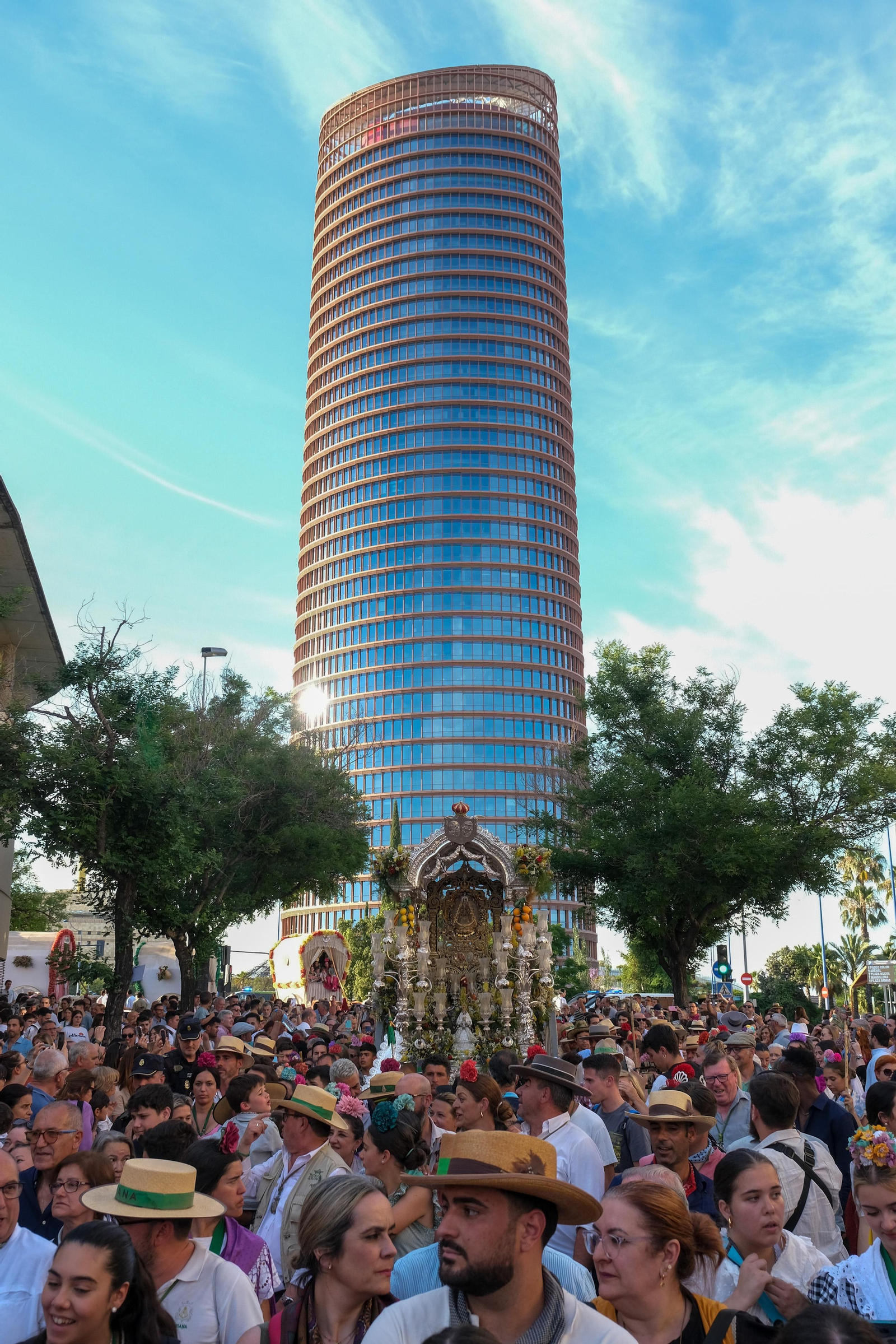 Regreso de la Hdad del Rocío de Triana