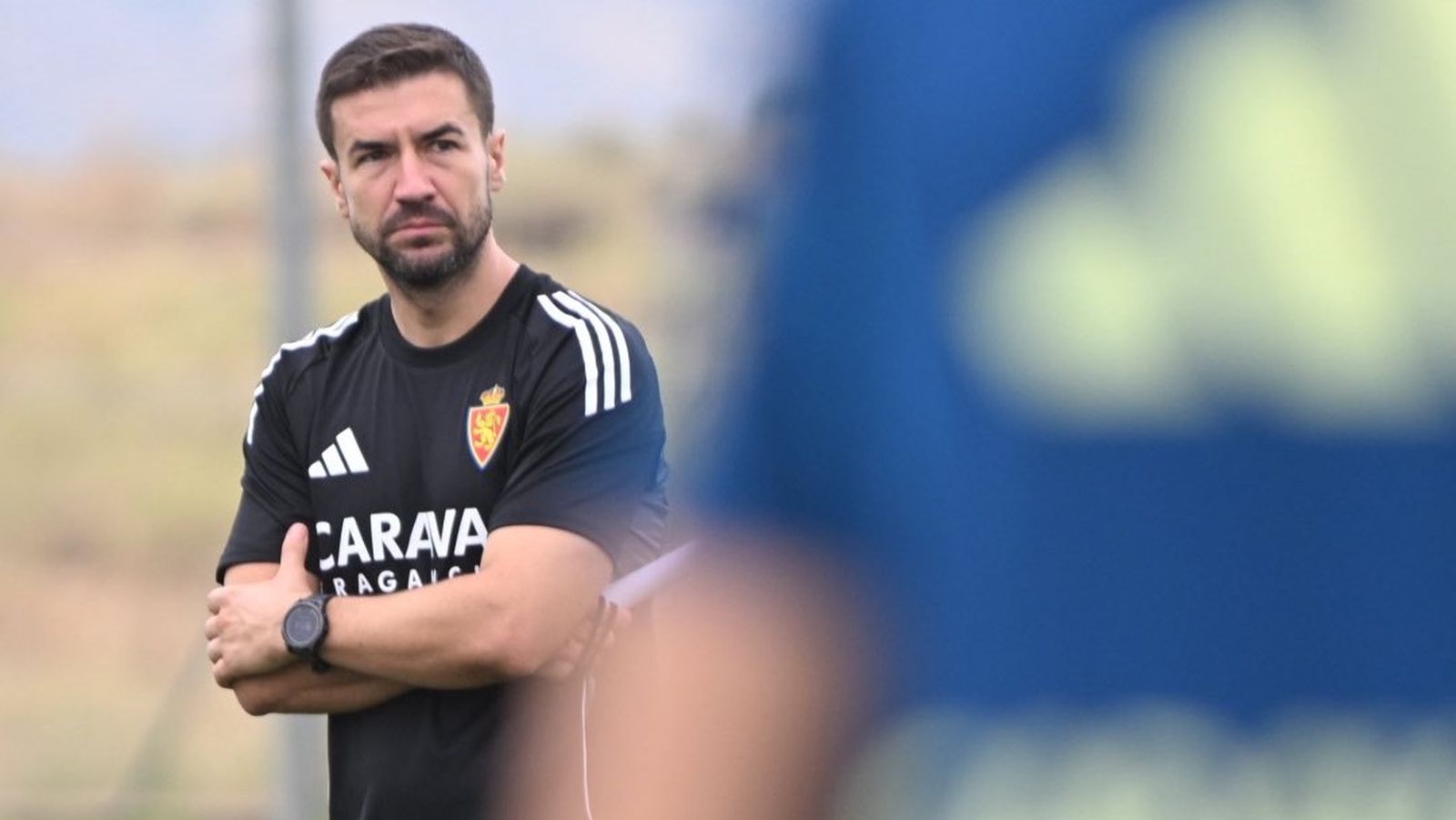 Gabi Fernández, entrenador del Zaragoza, en un entrenamiento de su equipo.