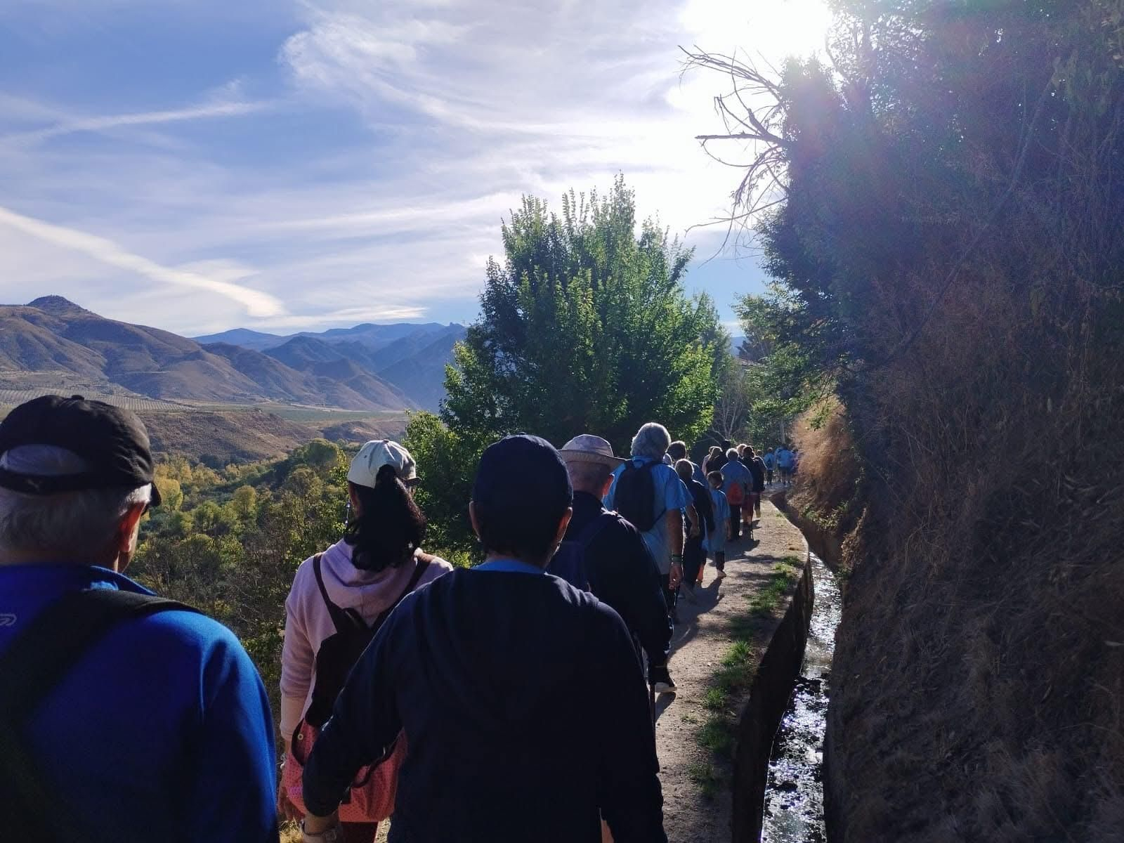 Vecinos del Área Metropolitana han conmemorado el Día Internacional de la Mujer Rural