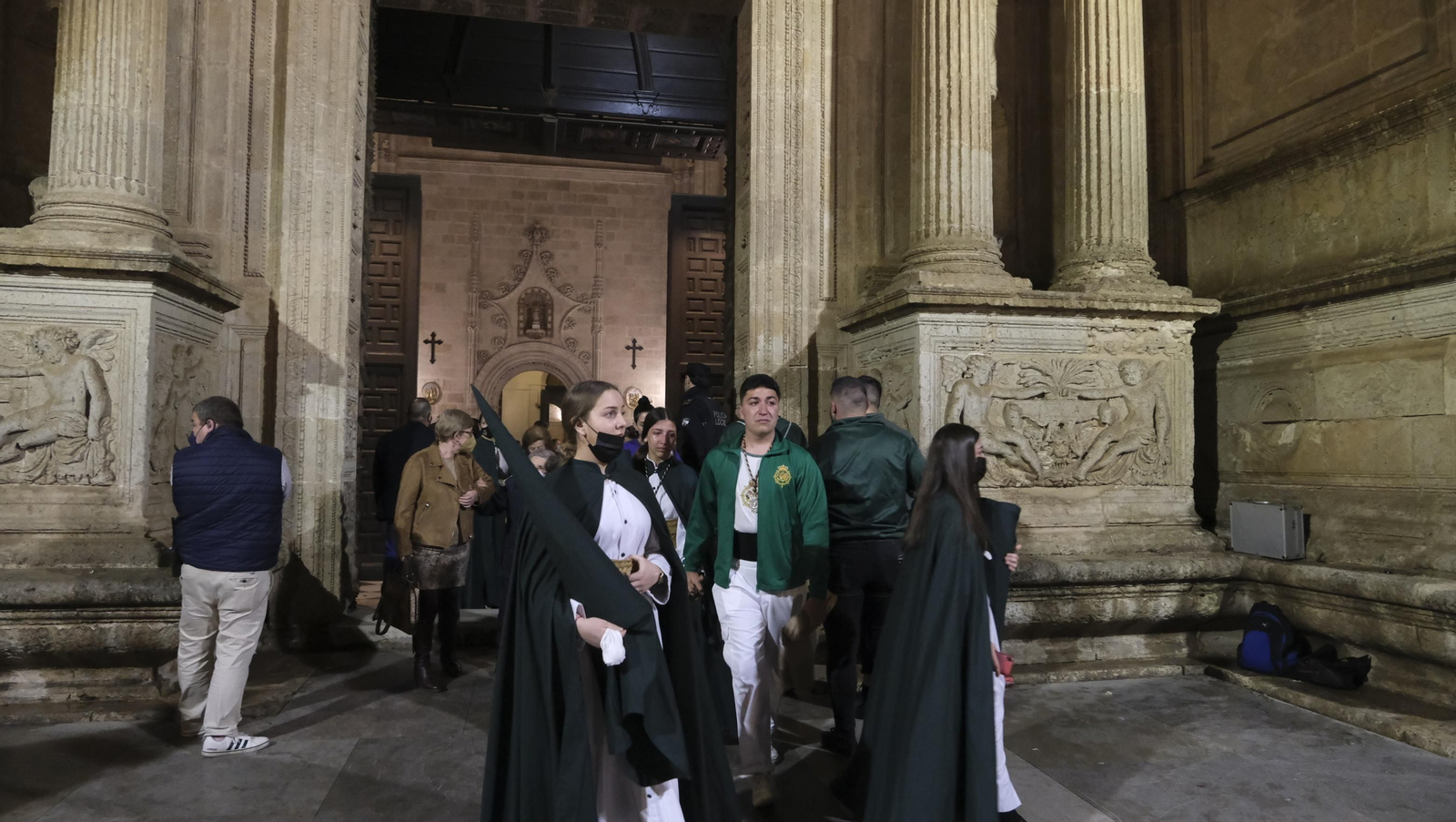 Procesión de Estudiantes en Almería, en imágenes.