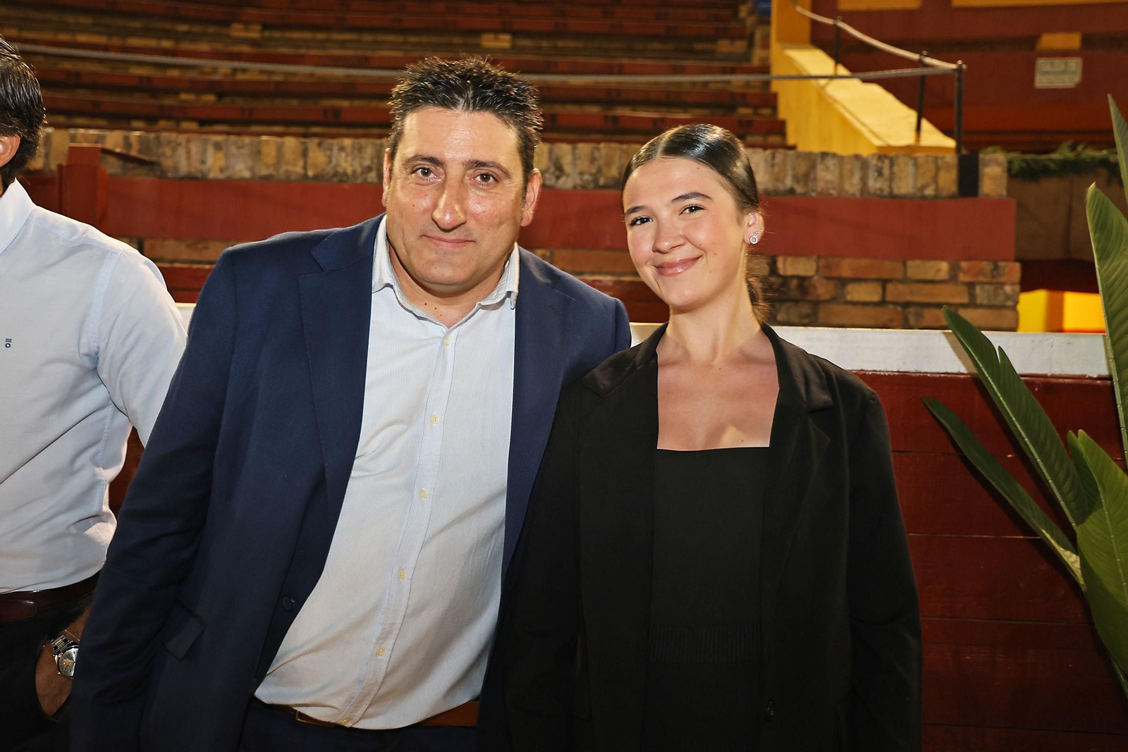 Imágenes del ambiente en la entrega de la XXXII edición de los premios taurinos "El Cabezo"