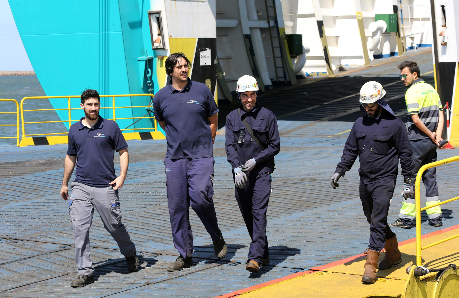 Primera operación de abastecimiento de Gas Natural de camión a barco en el Muelle Sur.