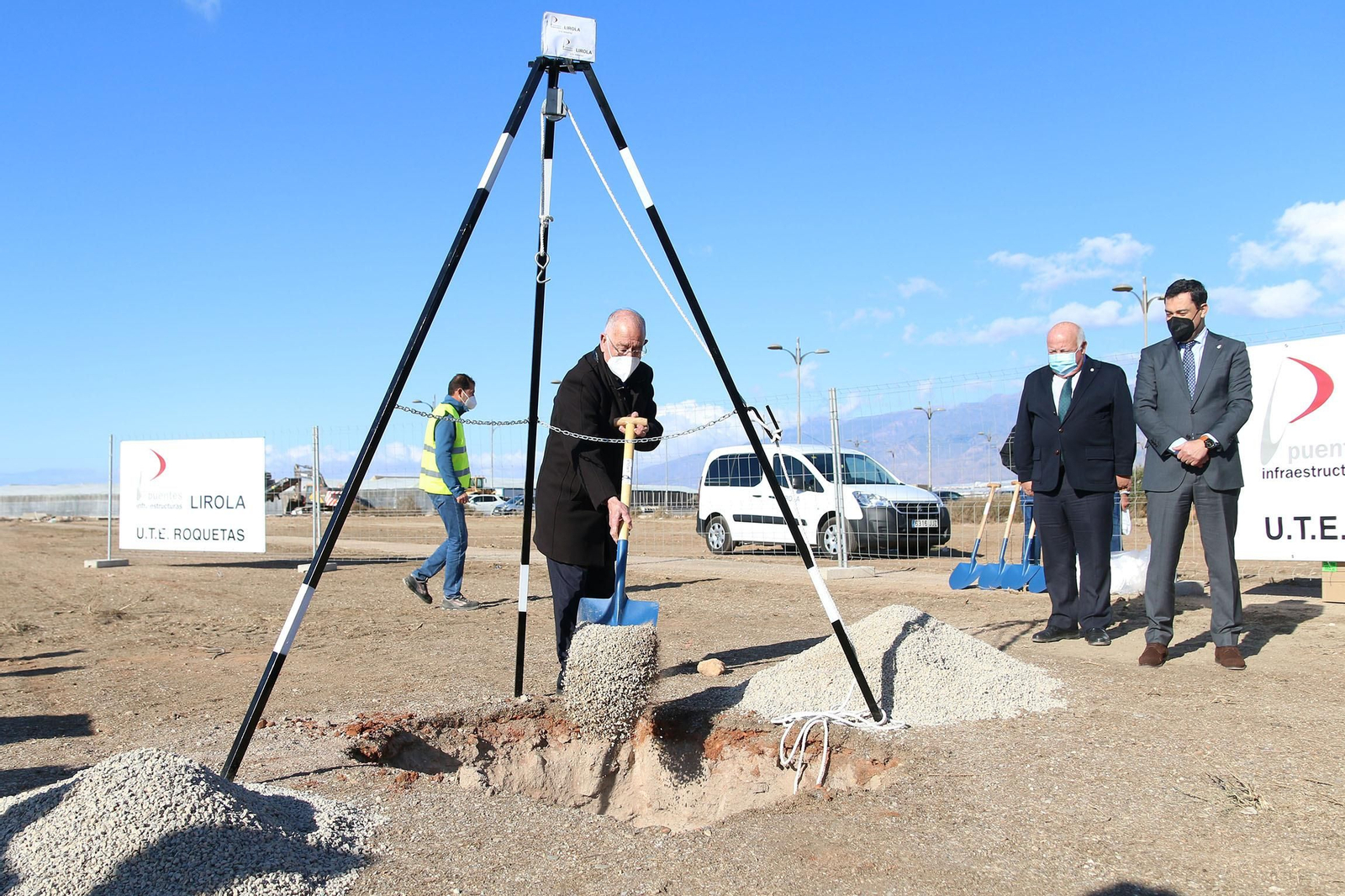 Fotogalería de la colocación de la primera piedra del hospital de Roquetas