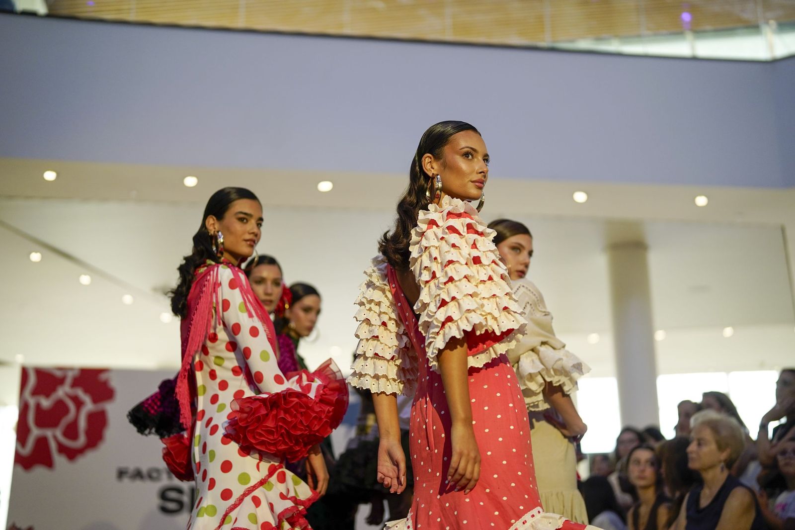 Simof adelanta las primeras tendencias en moda flamenca para 2027, todas las fotos