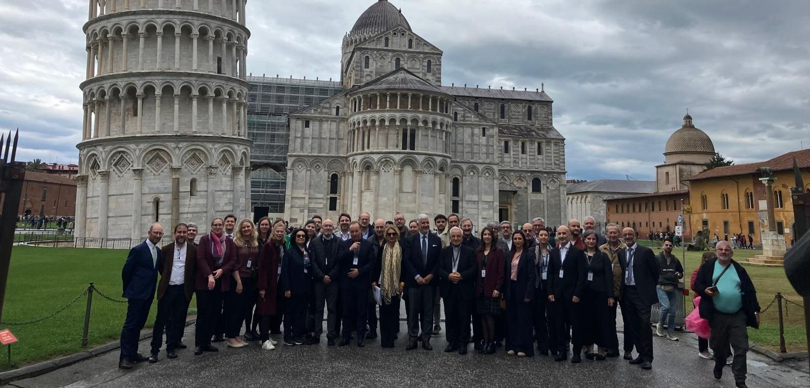 Foto de familia del encuentro celebrado en Pisa
