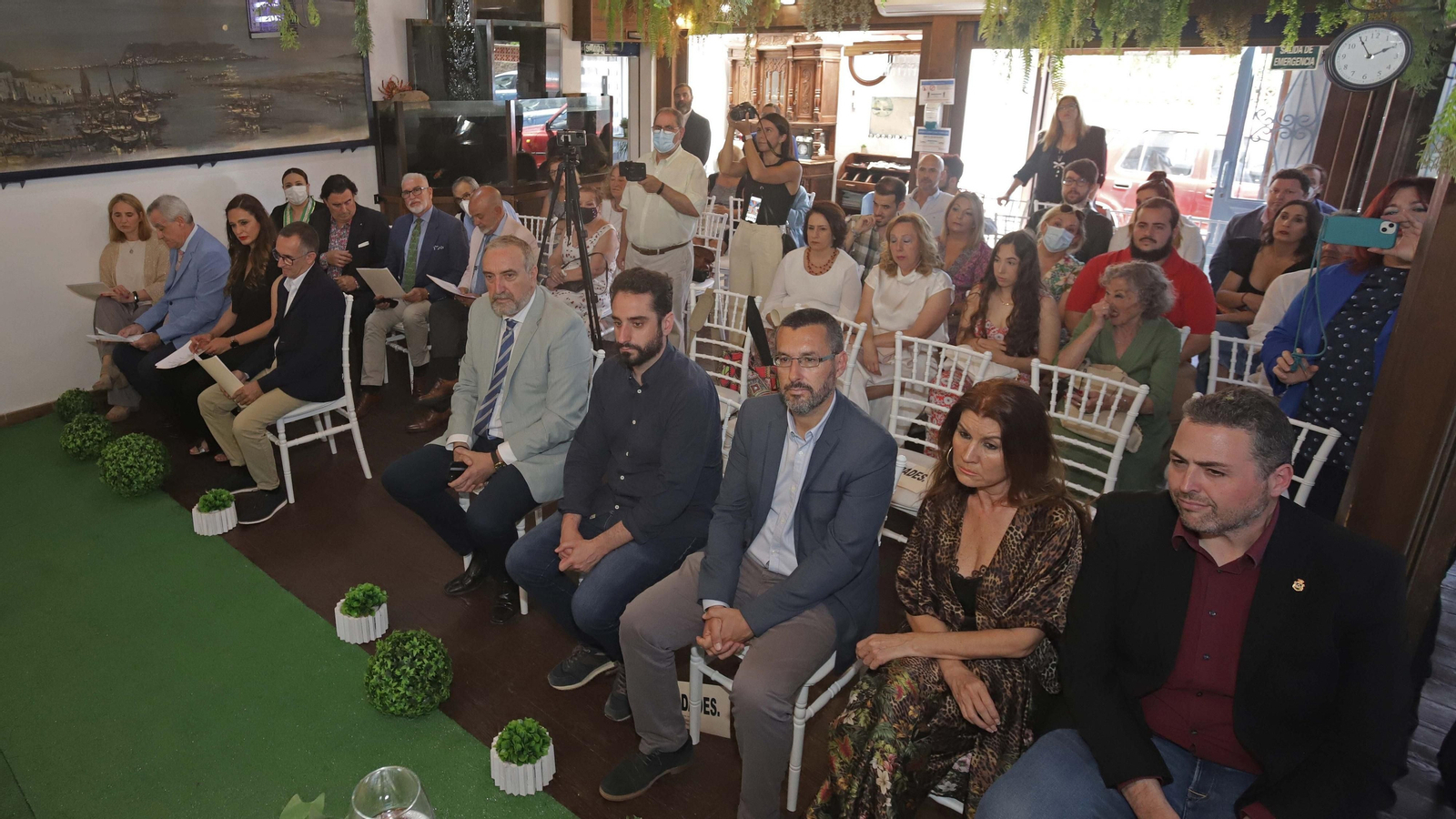 Fotos de la entrega de los premios de Mando Intermedios de Turismo y Hostelería en Palmones