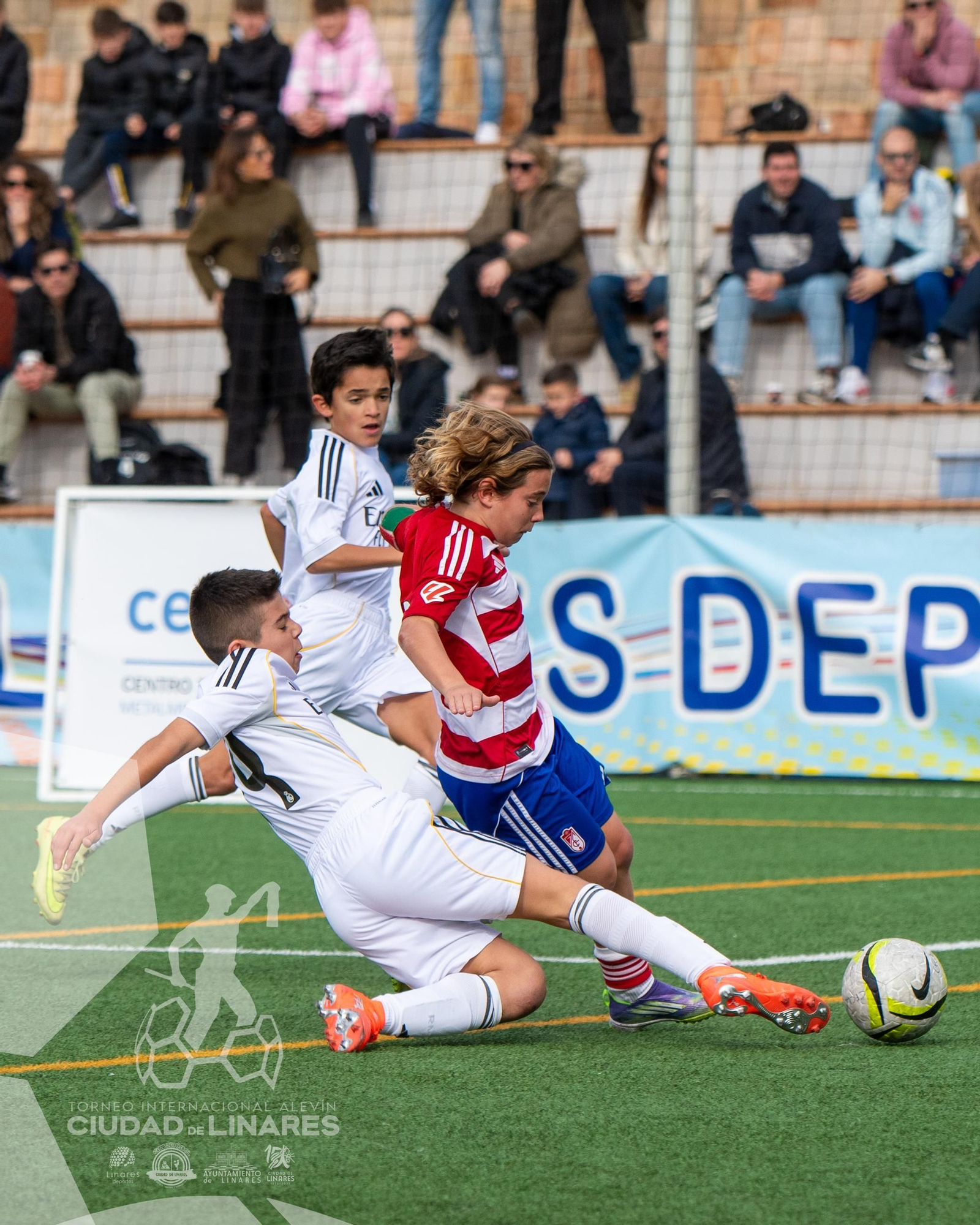En imágenes: el RCD Espanyol, campeón del IV Torneo Internacional de Fútbol Alevín 'Ciudad de Linares'