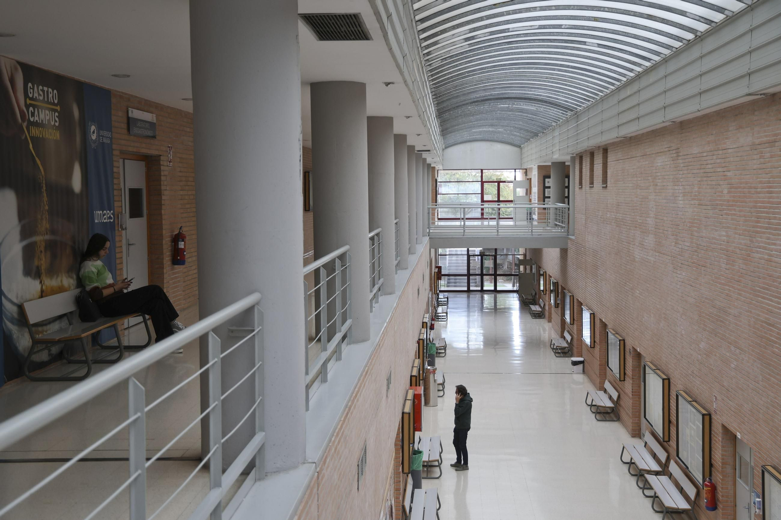 La Facultad de Ciencias de la Comunicación, en el primer día de paro académico.