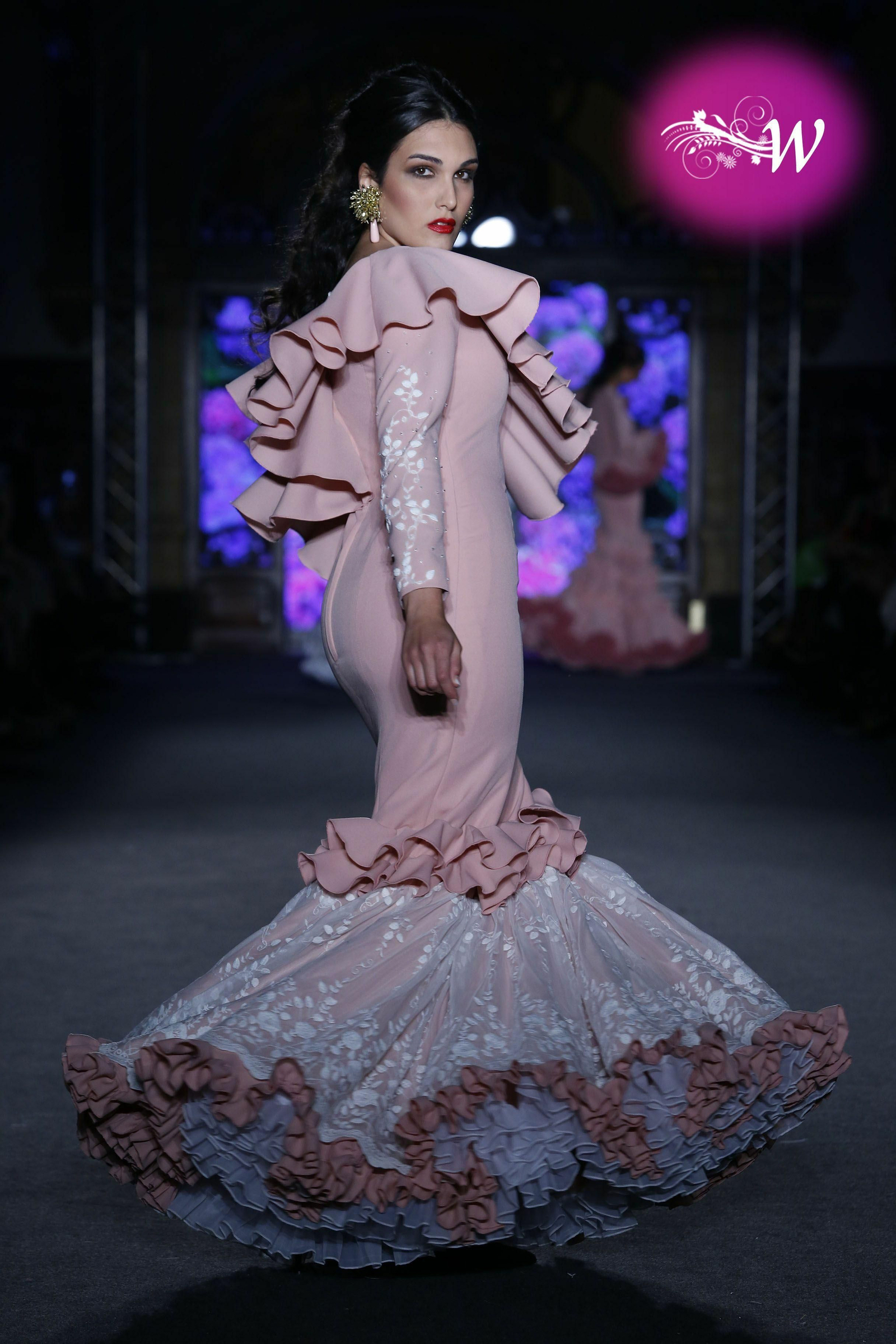 José Manuel Valencia presenta su colección 2020 en We Love Flamenco, todas las fotos