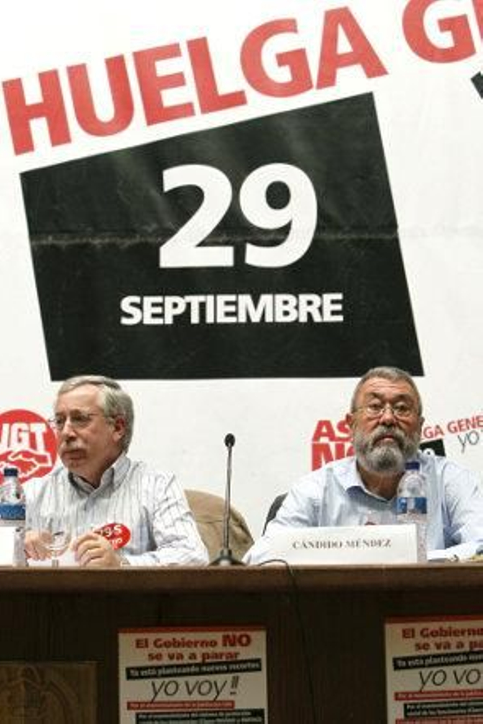 Toxo y Méndez piden la rectificación del Gobierno tras el "éxito" de la huelga Toxo y Méndez piden la rectificación del Gobierno tras el "éxito" de la huelga