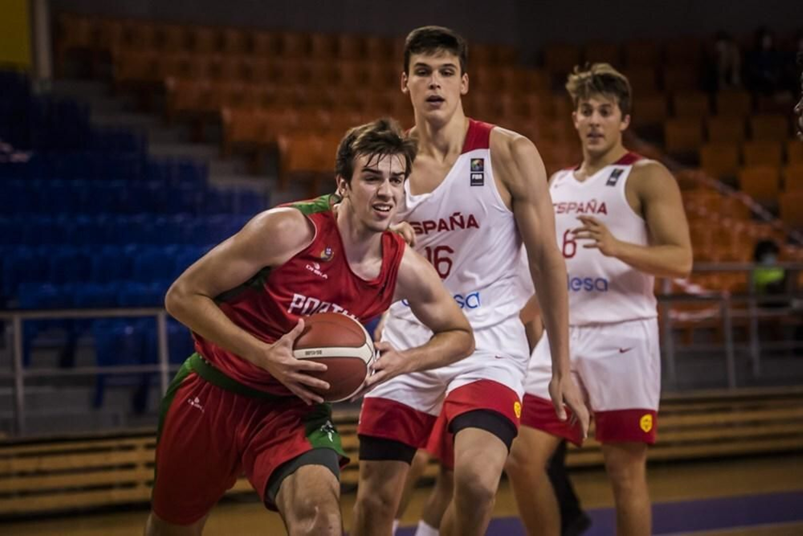 Fotos: los cinco 'malagueños' con España sub 20 en Brno