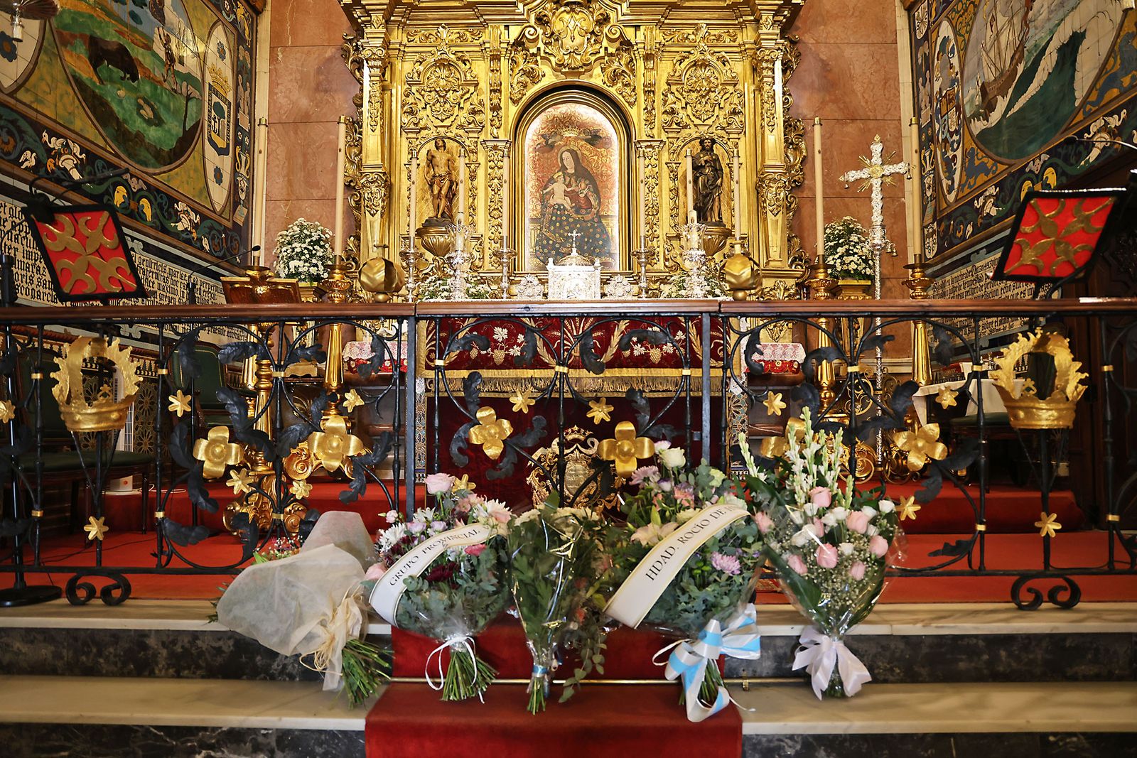 Imágenes de la ofrenda floral a la Virgen de La Cinta