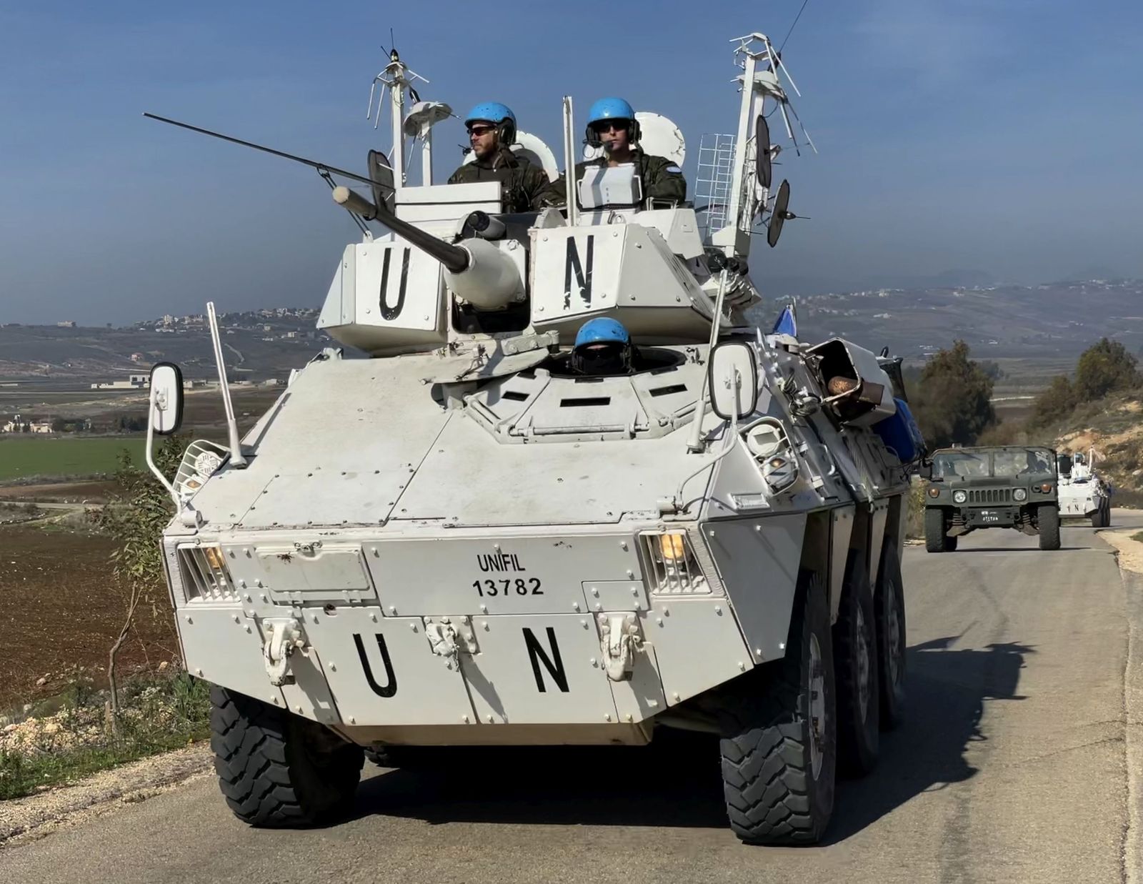 Patrulla conjunta con efectivos del ejército libanés.