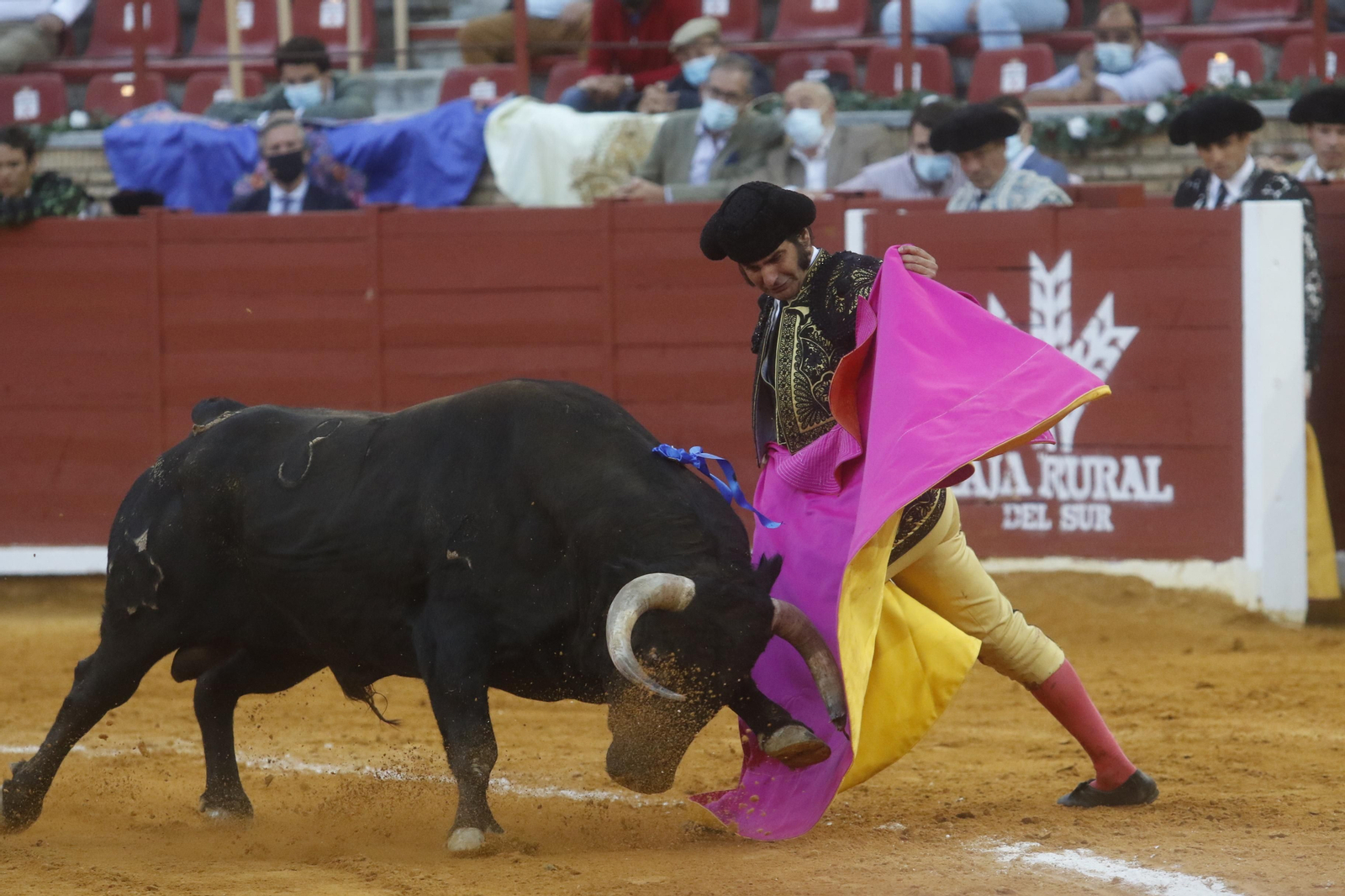 Las fotos del mano a mano de Morante y Juan Ortega en Córdoba
