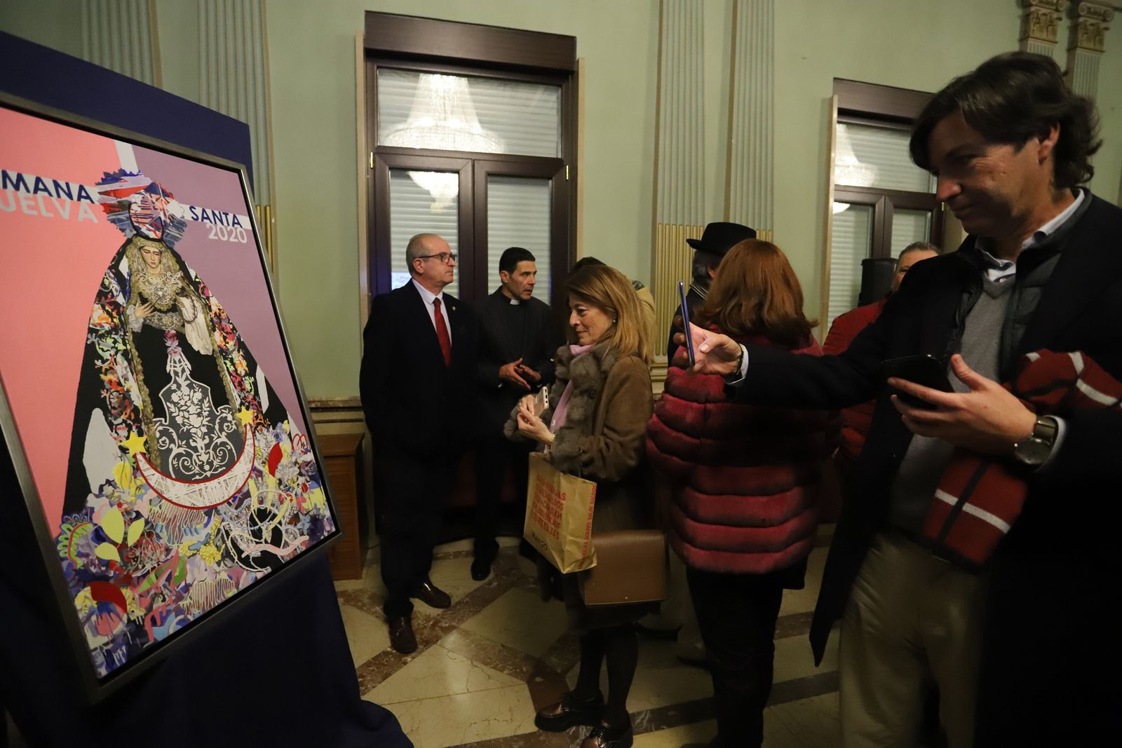 Imágenes de la presentación del cartel de la Semana Santa de Huelva de 2020