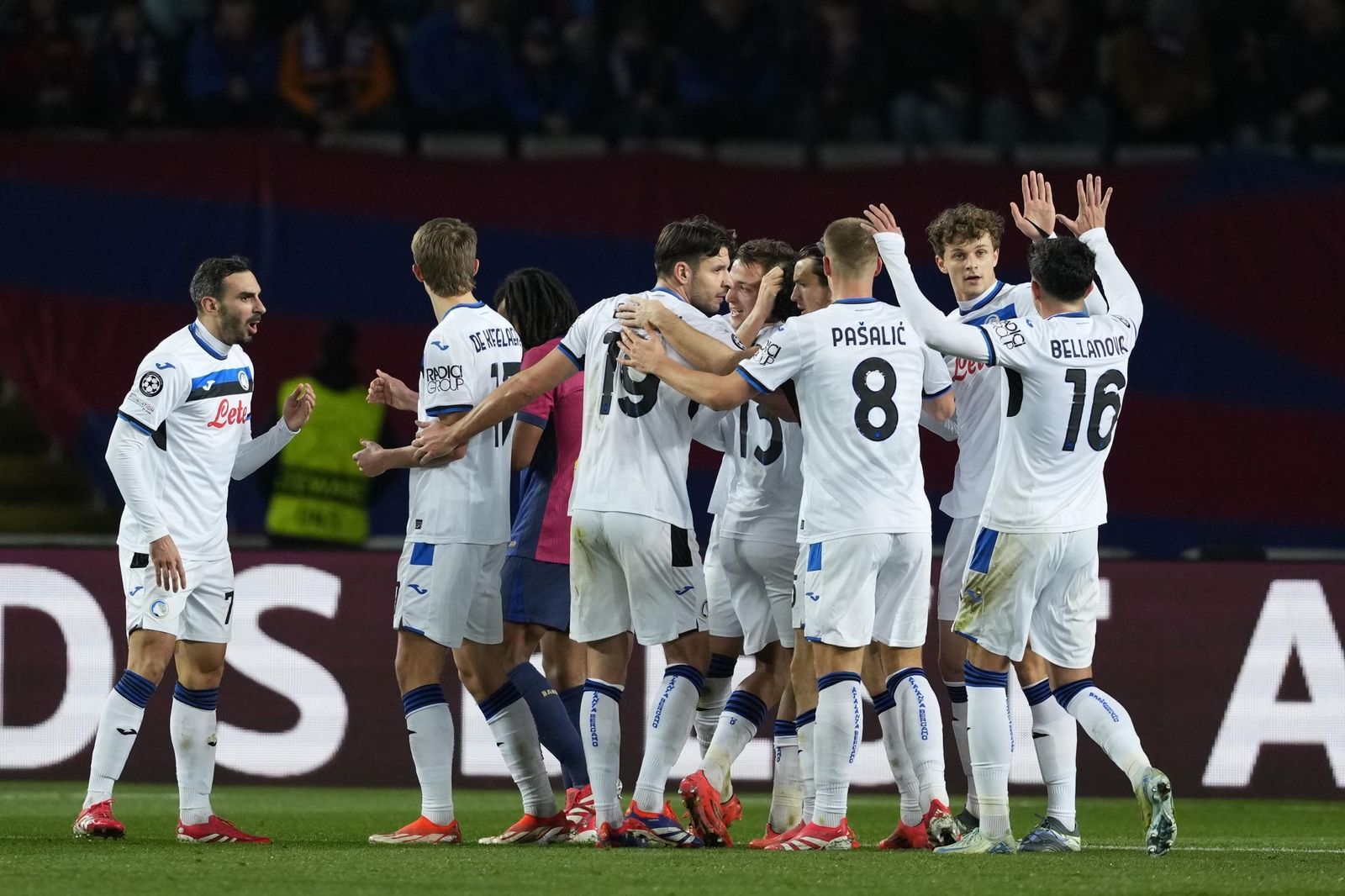 Las fotos del Barcelona - Atalanta