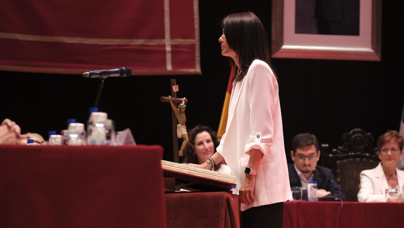 Imágenes de la constitución de la Corporación Municipal de almería, con María Vázquez como Alcaldesa