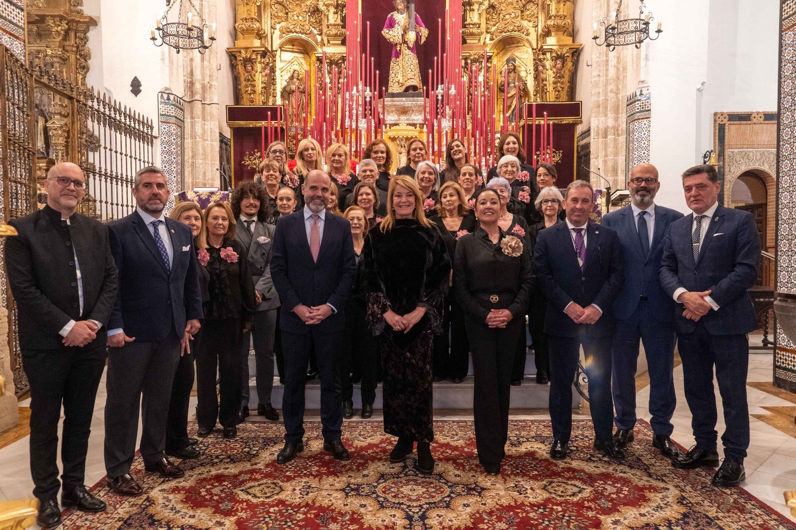 Fotografías de la entrega de distinciones tras la XXXII Exaltación a la Saeta de Huelva