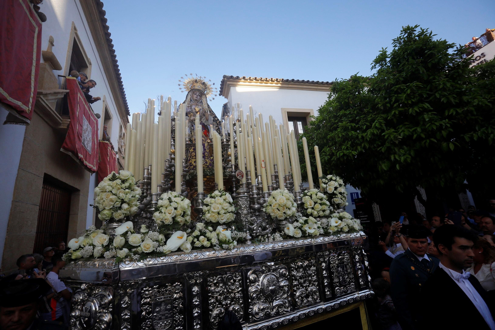 Viernes Santo en Córdoba: la procesión de los Dolores, en imágenes