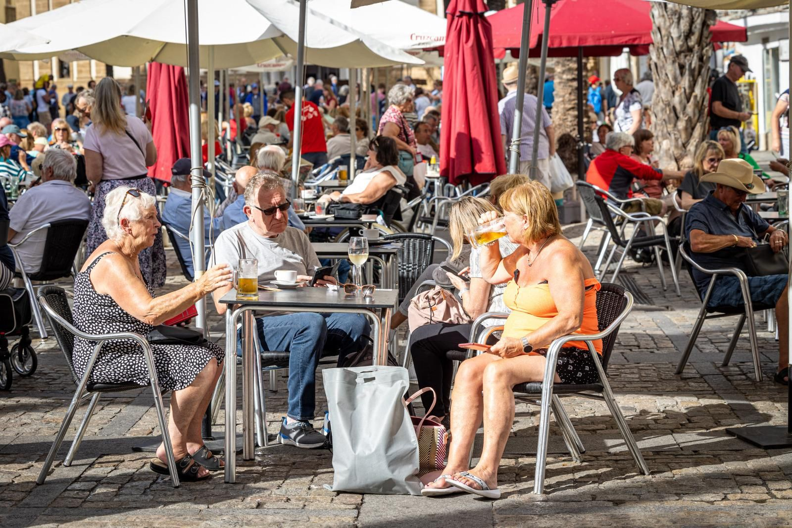 Turistas y cruceros este martes en Cádiz