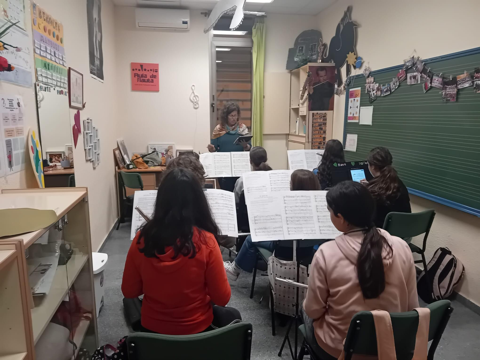 Alumnos durante una clase.