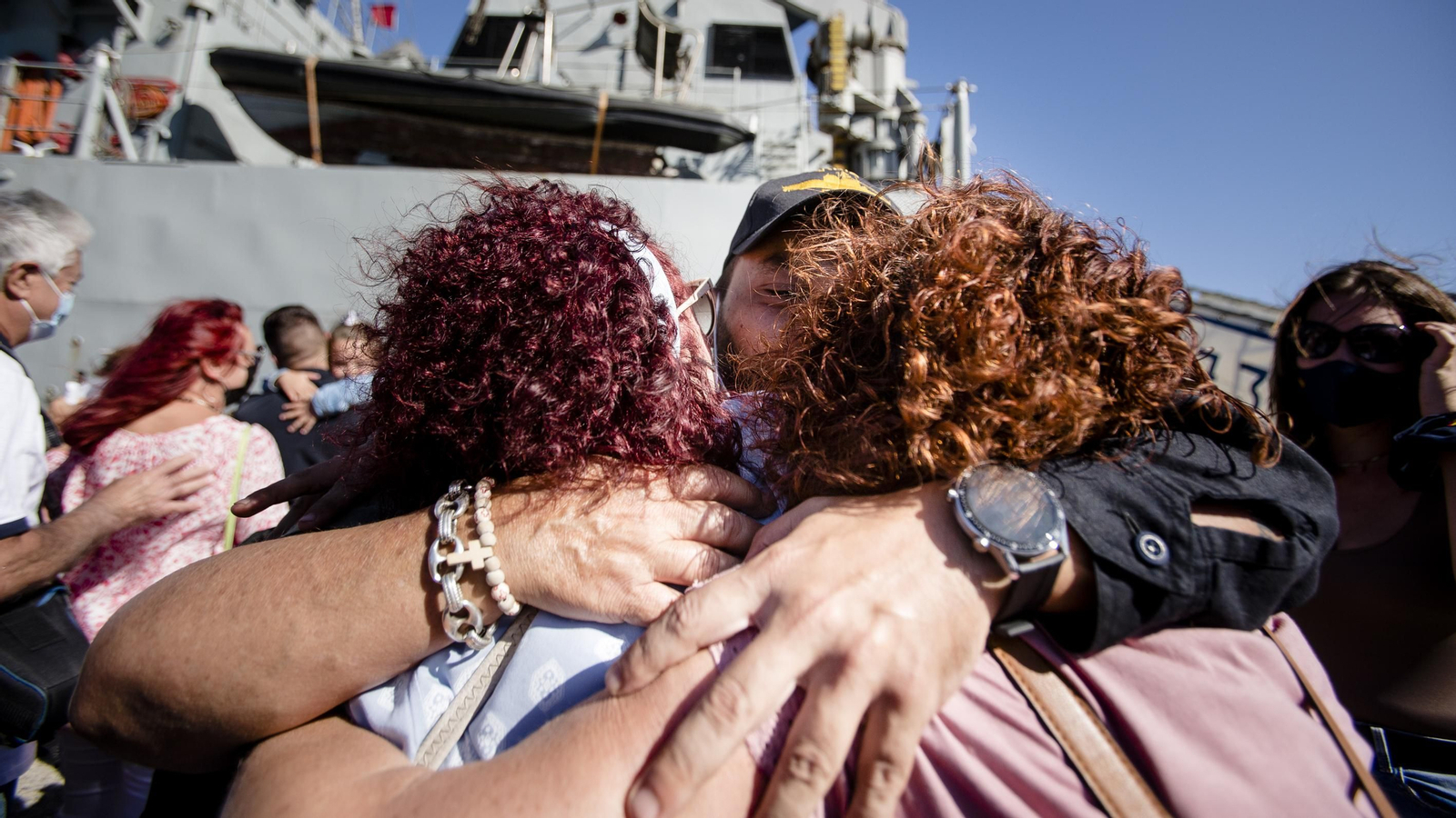 Las imágenes de la llegada del patrullero "Vigía" a la base de Puntales.